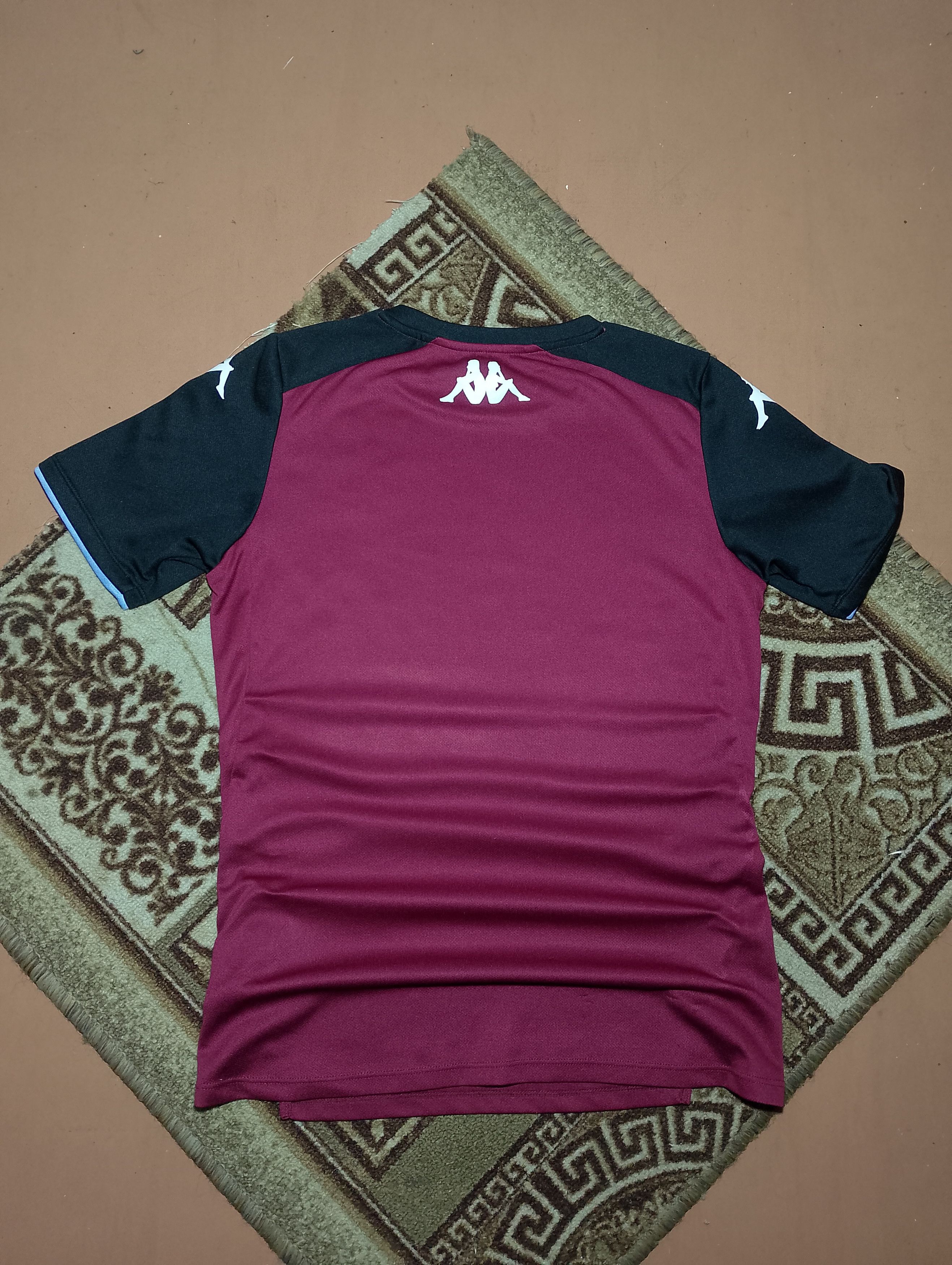Kappa Aston Villa training football jersey Size US S / EU 44-46 / 1 - 3 Thumbnail