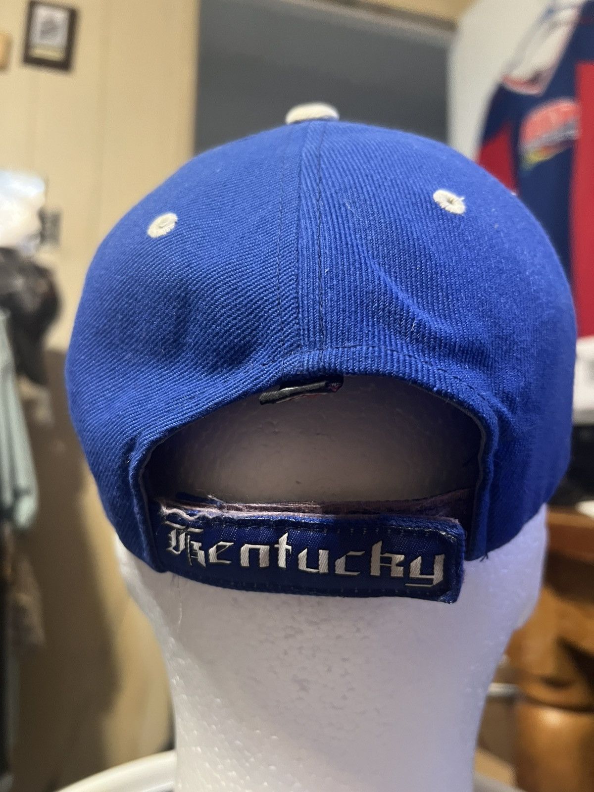 Colosseum Athletics Vintage University Of Kentucky Strapback Hat Size ONE SIZE - 3 Thumbnail