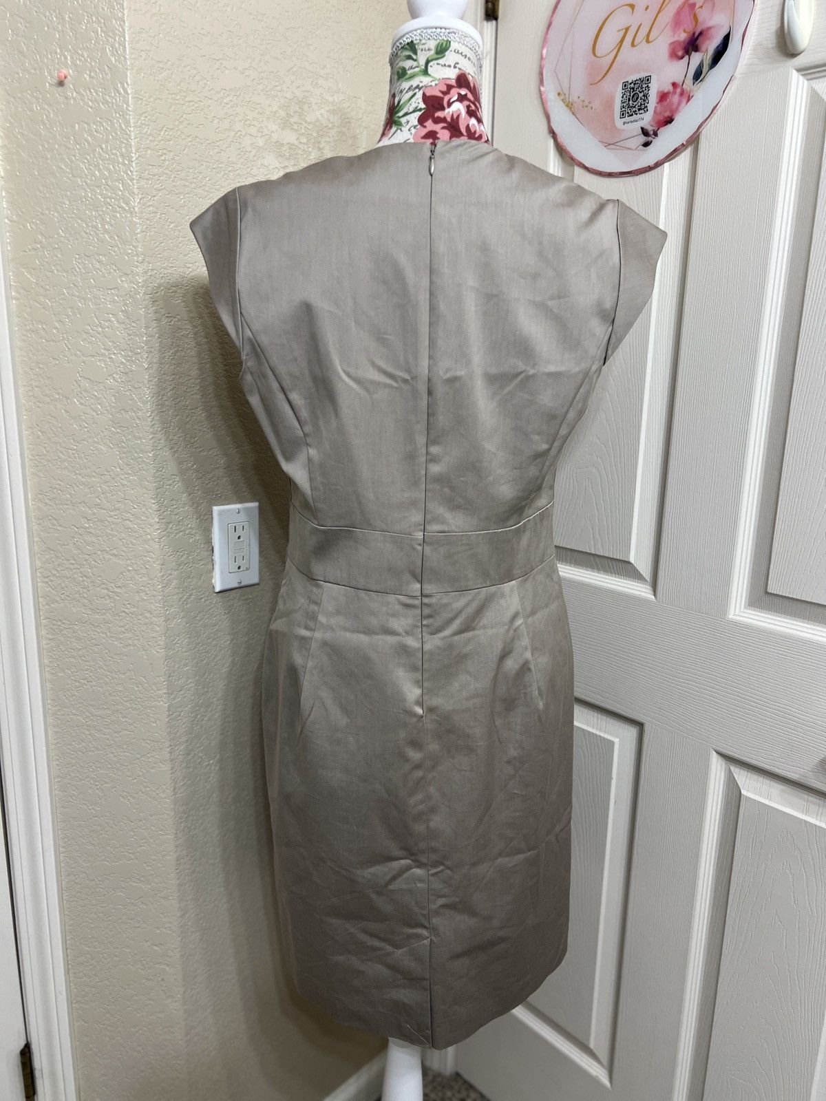 Worthington Worthington Windsor gray V-Neck Pleated Waist Midi Dress Size XL / US 12-14 / IT 48-50 - 3 Thumbnail