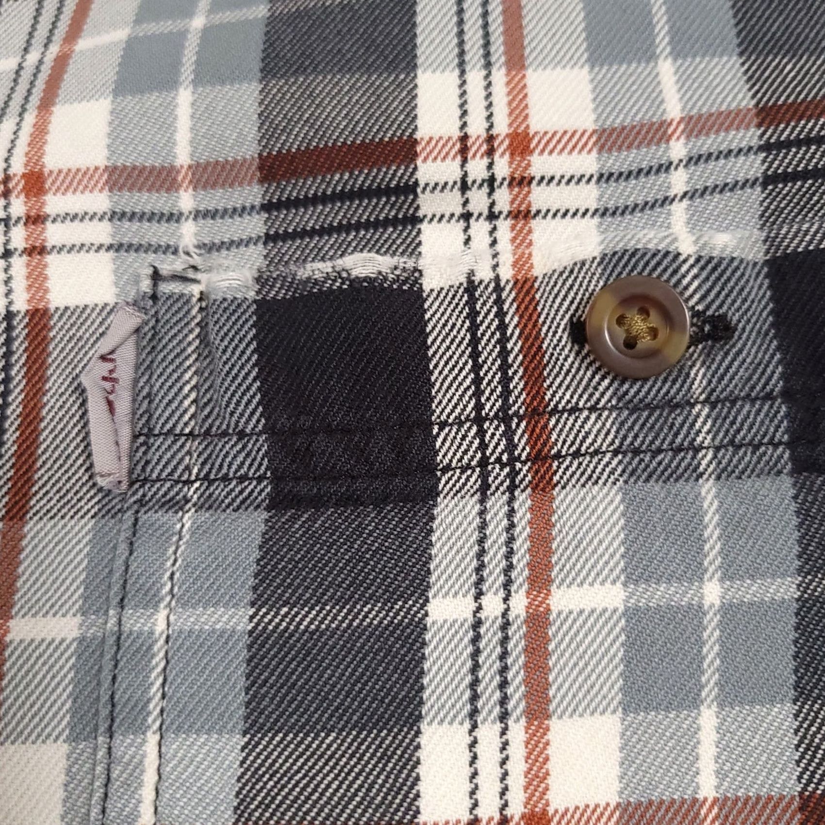 Carhartt VINTAGE Carhartt Long Sleeved Cotton Flannel Button Down Shirt Mens Large Heavy Workwear Size US L / EU 52-54 / 3 - 5 Thumbnail