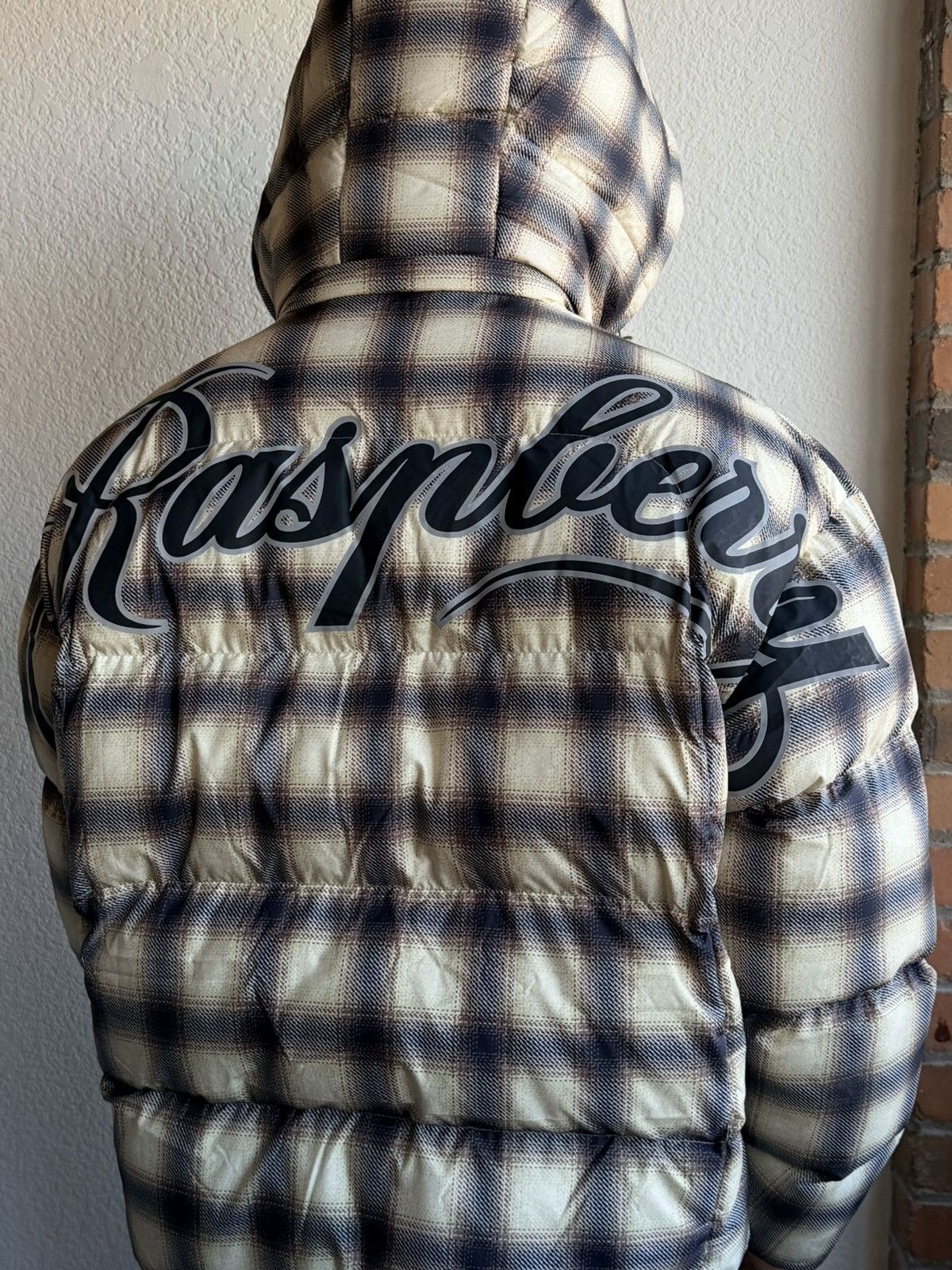 HMDD Raspberry Plaid Puffer Coat Size US S / EU 44-46 / 1 - 3 Thumbnail