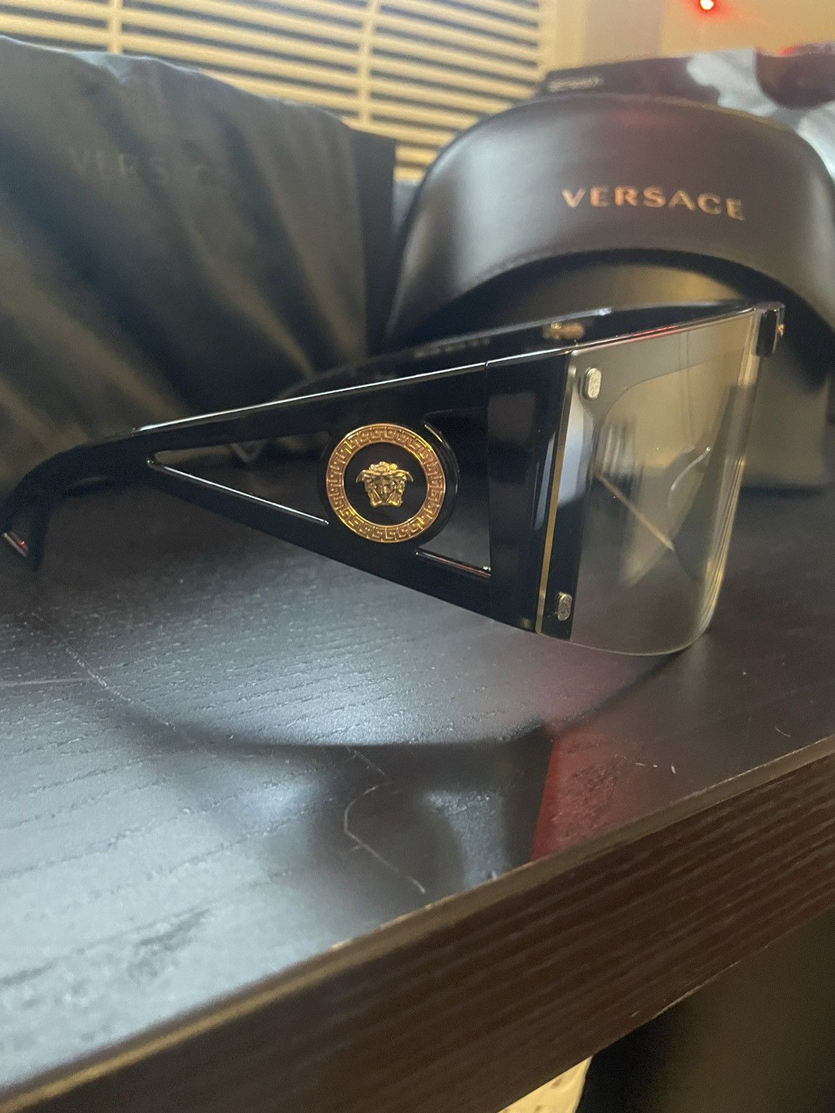 Versace MEDUSA ICON SHIELD SUNGLASSES Size ONE SIZE - 2 Thumbnail