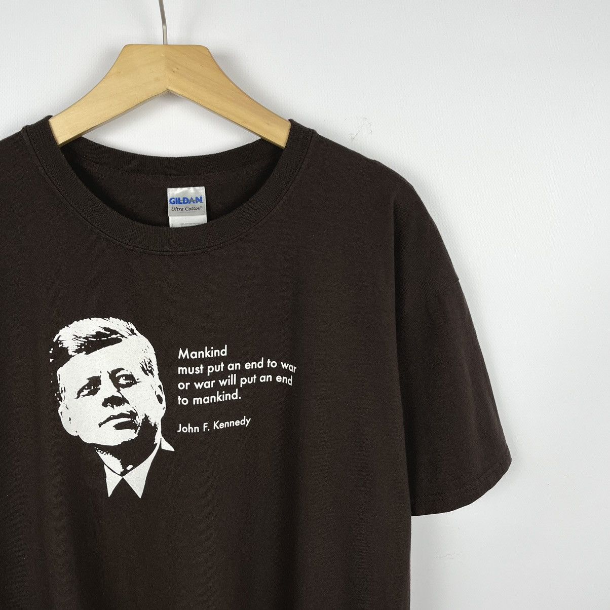 Vintage Vintage John F Kennedy graphic Museum USA tee 90’s Size US L / EU 52-54 / 3 - 2 Thumbnail