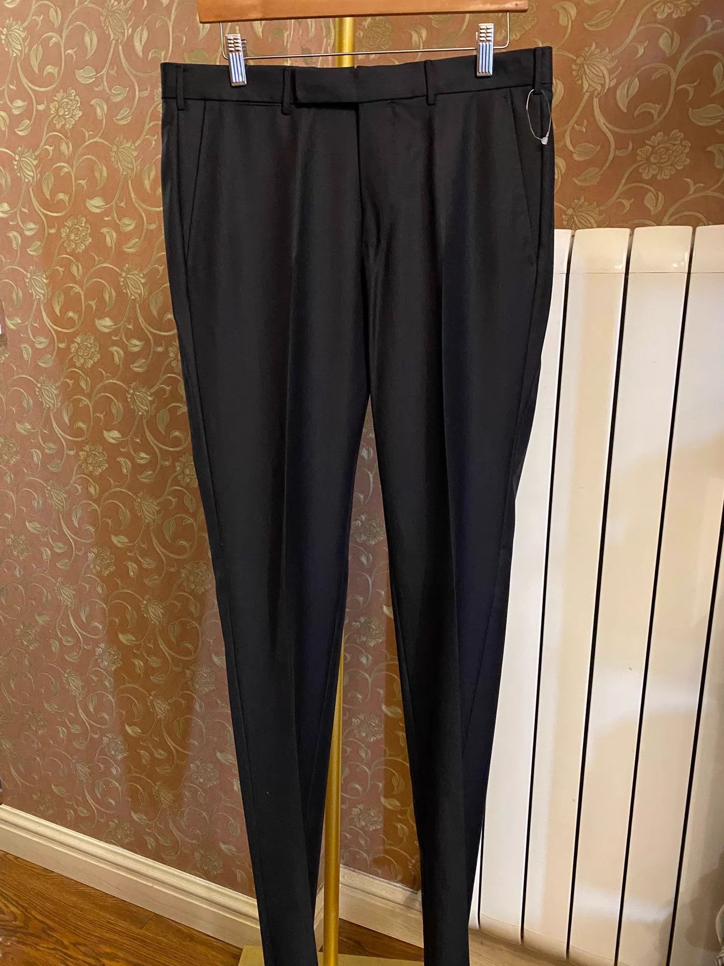 Ermenegildo Zegna Zegna Main Line 100% Wool Charcoal Dress Pants 48 Size US 32 / EU 48 - 1 Thumbnail