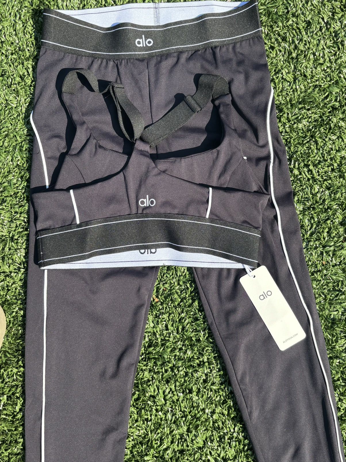 Alo Yoga Women’s Alo Yoga Black & White set Size L / US 10 / IT 46 - 2 Thumbnail