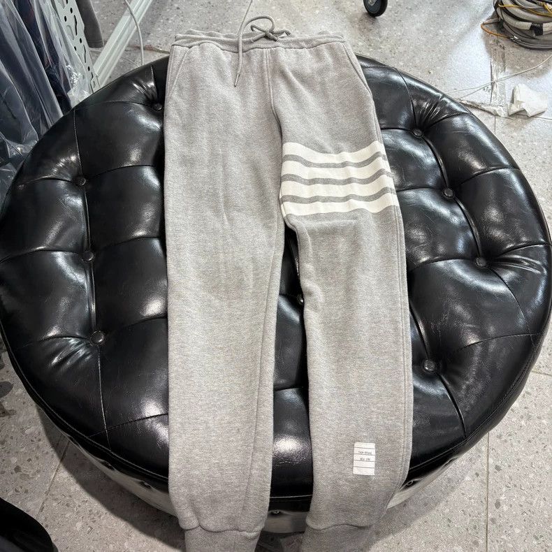 Thom Browne Thom Browne Leisure trousers Size US 38 / EU 54 - 1 Thumbnail