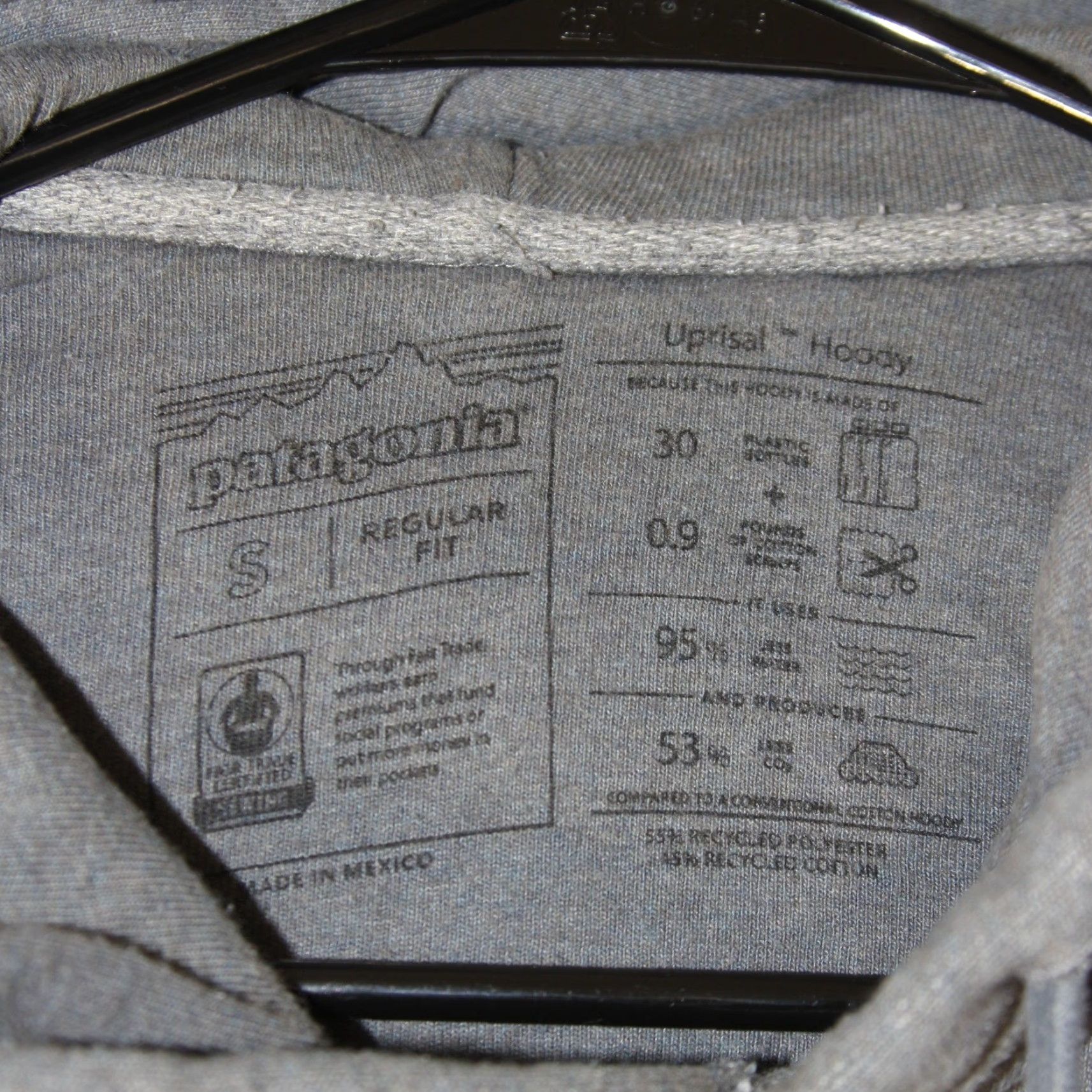 Patagonia Patagonia Hoodie Mens S Gray Striped Logo Pullover Sweatshirt Size US S / EU 44-46 / 1 - 4 Thumbnail
