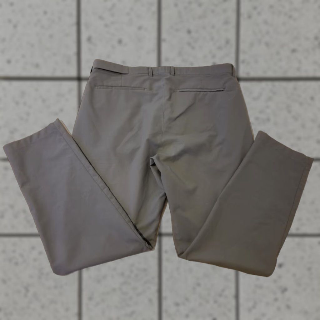 Banana Republic Banana Republic Pants 38x32 38x30 Gray Performance Khaki Slacks Chino Dress Size US 38 / EU 54 - 1 Thumbnail