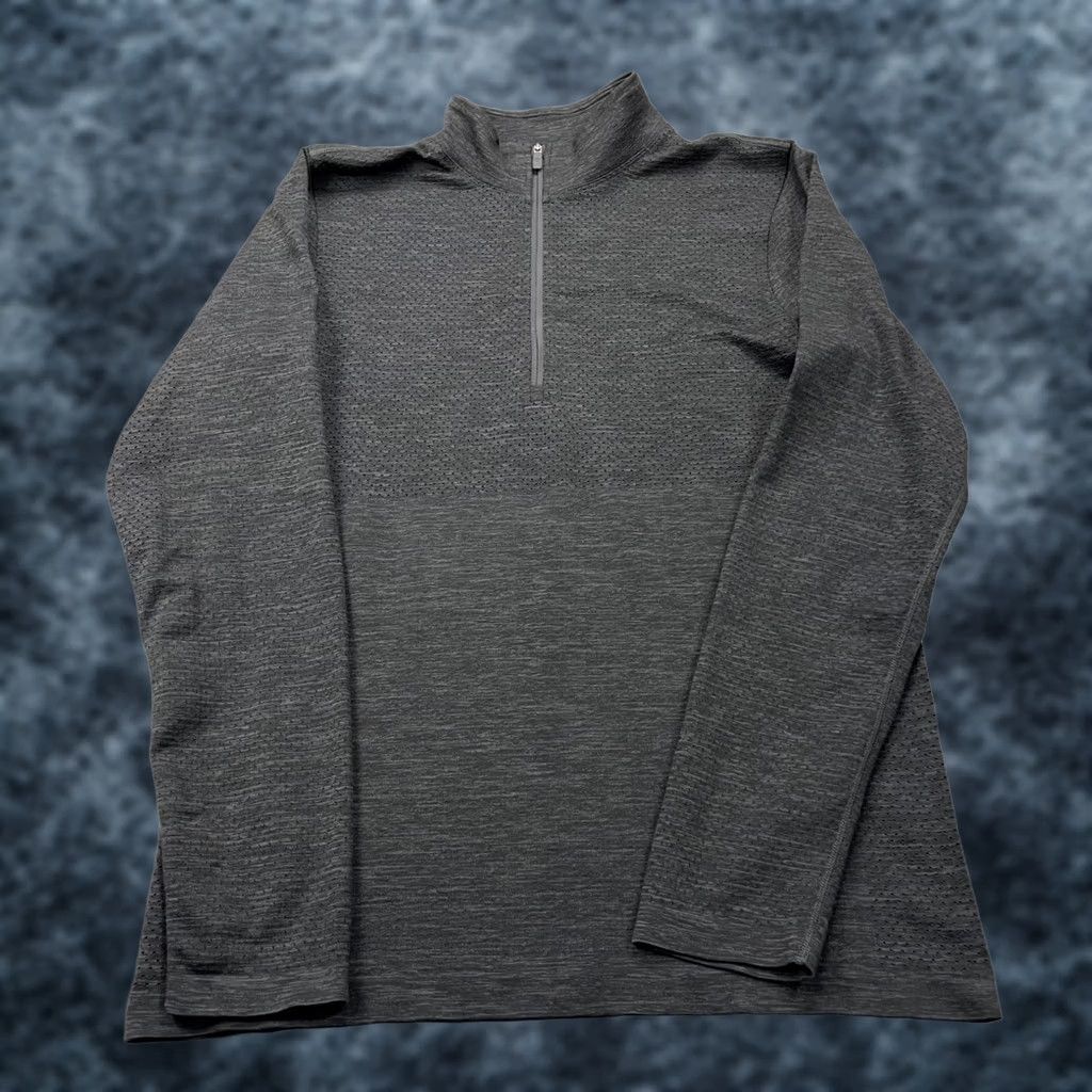 Lululemon Lululemon Jacket Mens Small Gray 1/4 Zip Pullover Gym Activewear Sports Running & Training Mens S Gray Size US S / EU 44-46 / 1 - 1 Thumbnail