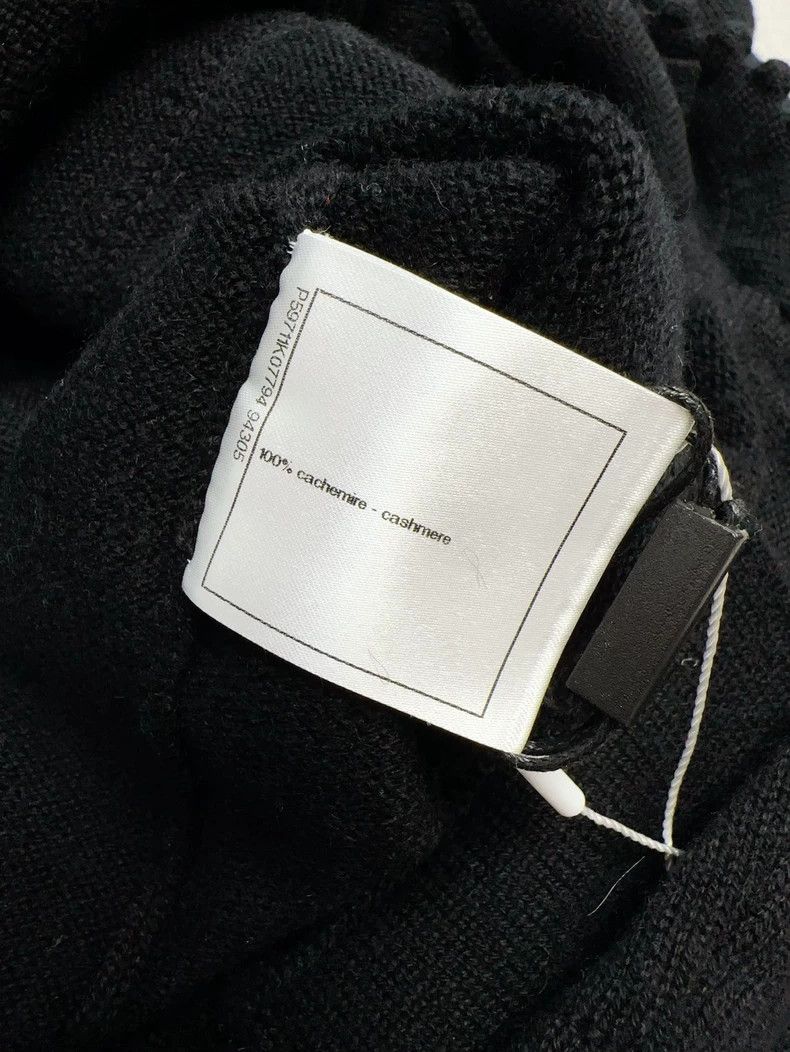 Chanel Chanel Black fake two-piece cashmere sweater Size XS / US 0-2 / IT 36-38 - 7 Thumbnail