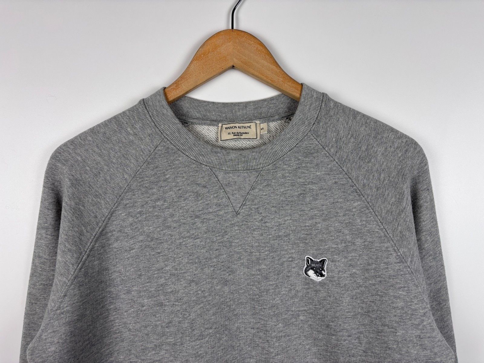 Maison Kitsune Mens Maison Kitsune Grey Fox Patch Sweatshirt Gray Size S Size US S / EU 44-46 / 1 - 2 Thumbnail