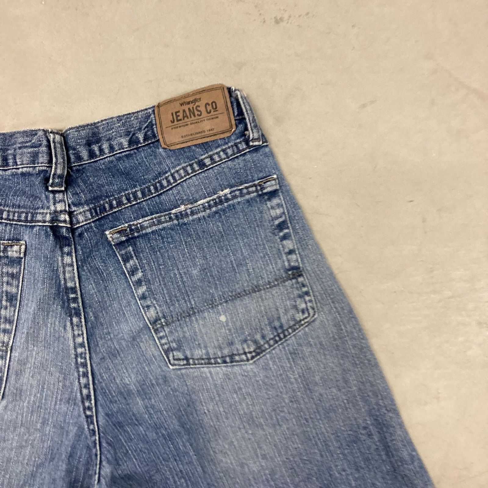 Wrangler Y2k baggy wrangler bootcut jeans 32x30 Size US 32 / EU 48 - 3 Thumbnail