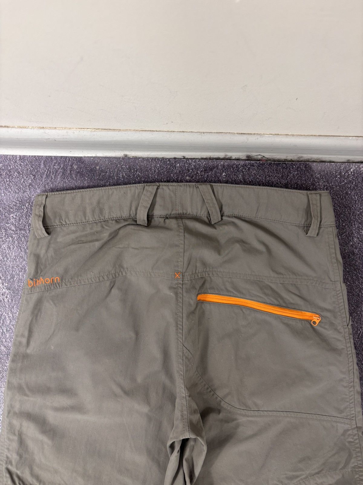 Norrona Norrona Women’s Bitihorn Lightweight Short Khaki Beige Size 30" / US 8 / IT 44 - 15 Thumbnail