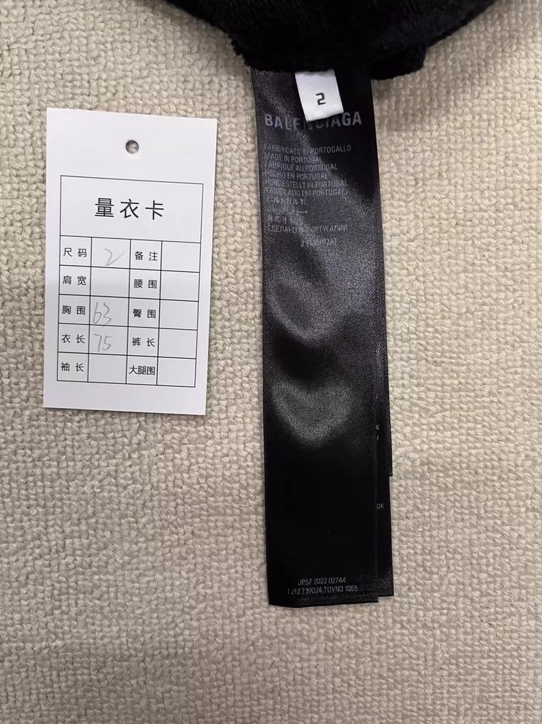 Balenciaga Balenciaga Monogrammed pullover hooded sweatshirt with lon Size US M / EU 48-50 / 2 - 4 Thumbnail