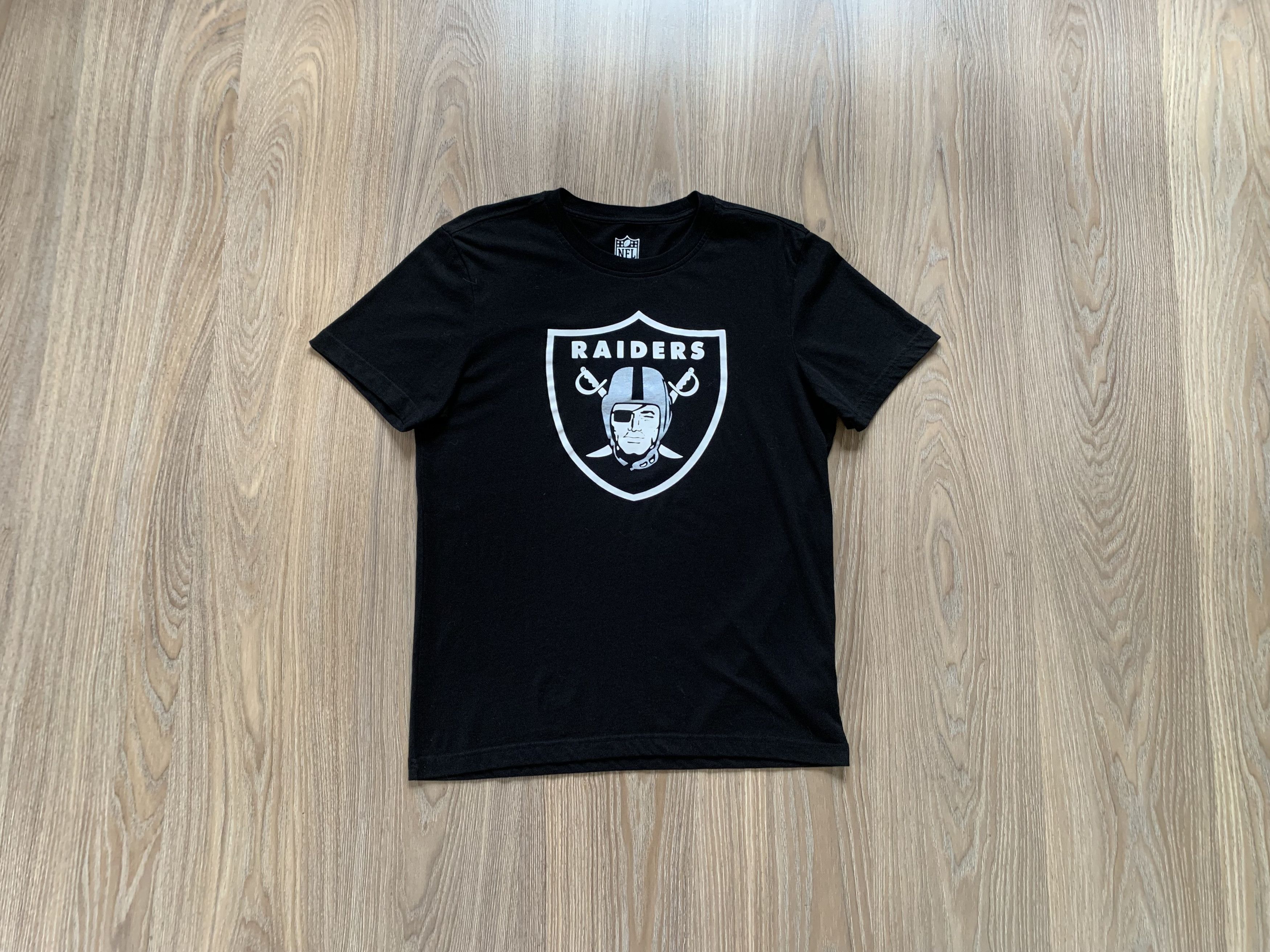 NFL NFL Las Vegas Raiders Big Logo Cotton T Shirt Size US M / EU 48-50 / 2 - 9 Thumbnail
