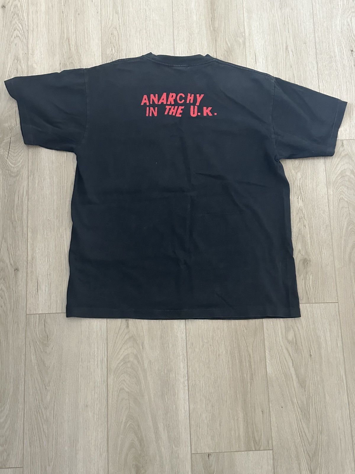 Band Tees × Vintage Vintage Sex Pistols Big Print Logo Band T-Shirt In Black Size US S / EU 44-46 / 1 - 2 Thumbnail