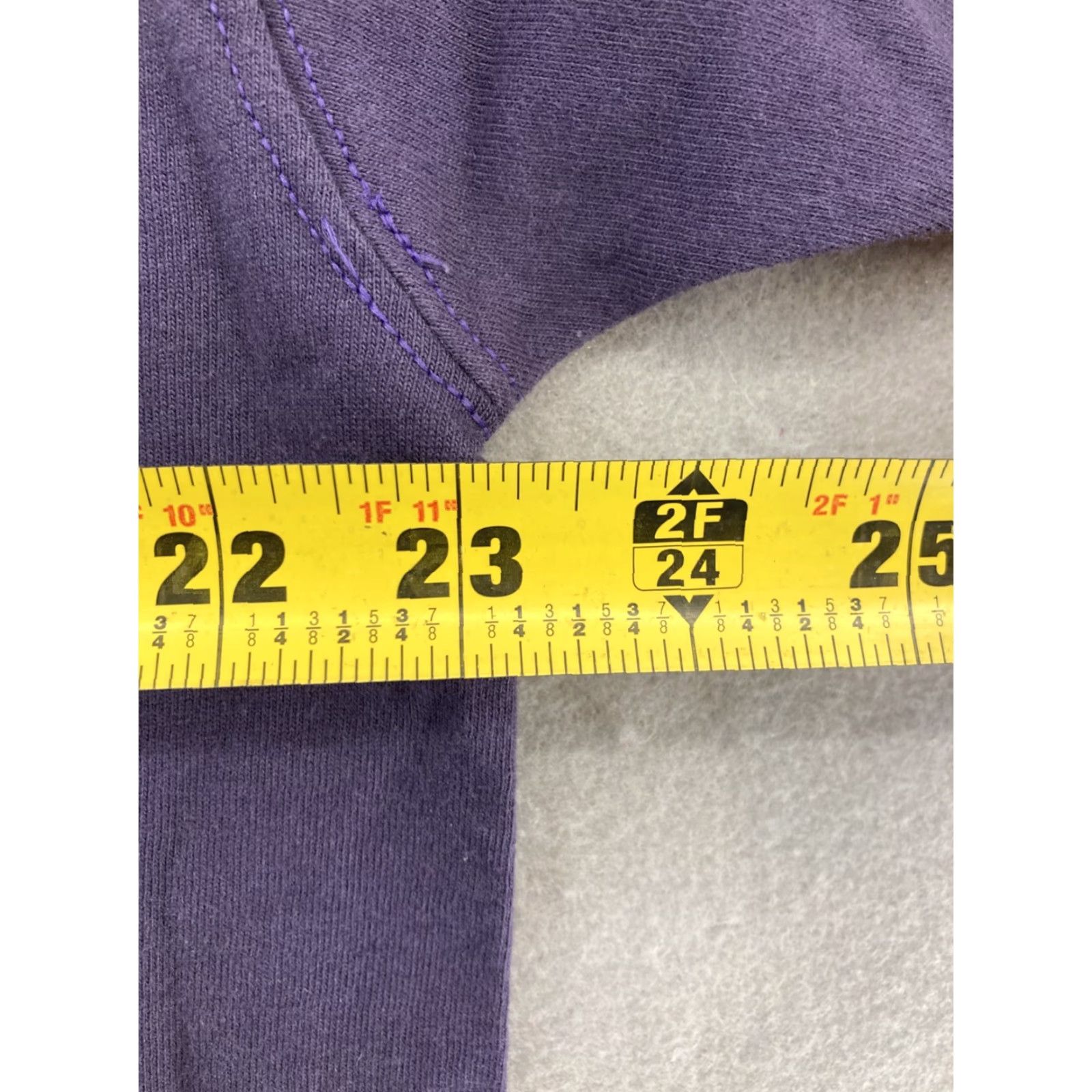 Tommy Hilfiger VINTAGE Tommy Hilfiger Graphic Tee Mens Purple XL Crew Neck Short Sleeve Retro Size US XL / EU 56 / 4 - 5 Thumbnail