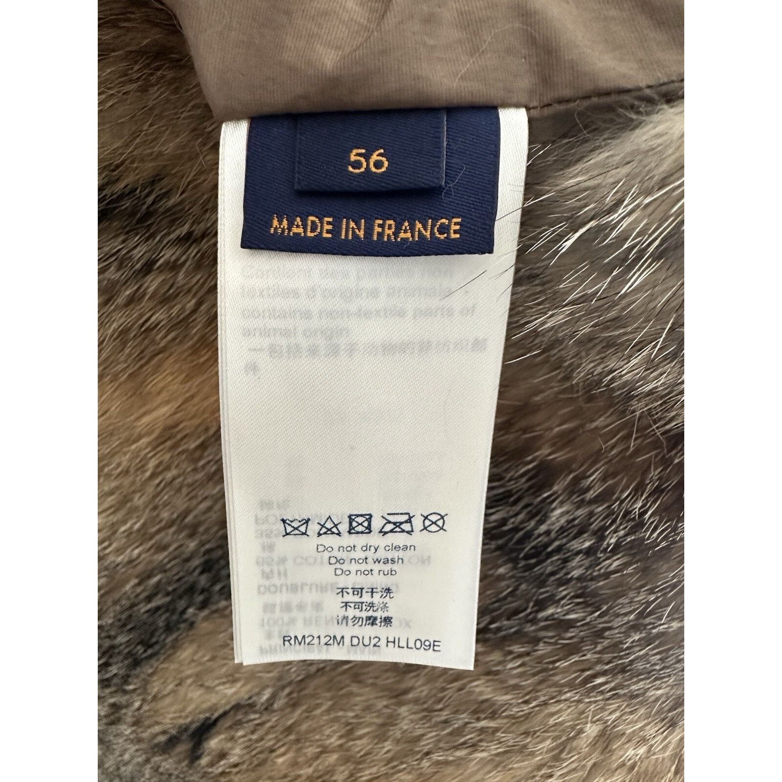 Louis Vuitton Louis Vuitton Made To Order Fur Jacket Size US XXL / EU 58 / 5 - 7 Thumbnail