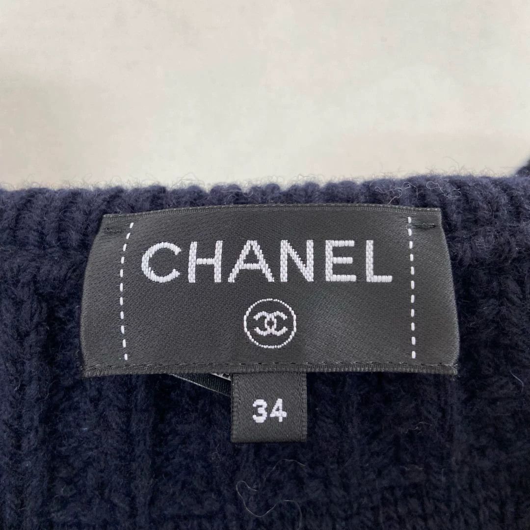 Chanel Chanel Navy Blue knit V-neck pullover 34 Size XS / US 0-2 / IT 36-38 - 7 Thumbnail