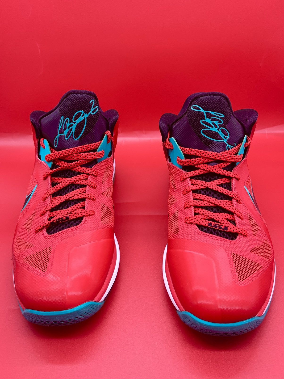 Nike Size 14- Nike LeBron 9 Low “Liverpool” 2012 Size US 14 / EU 47 - 3 Thumbnail