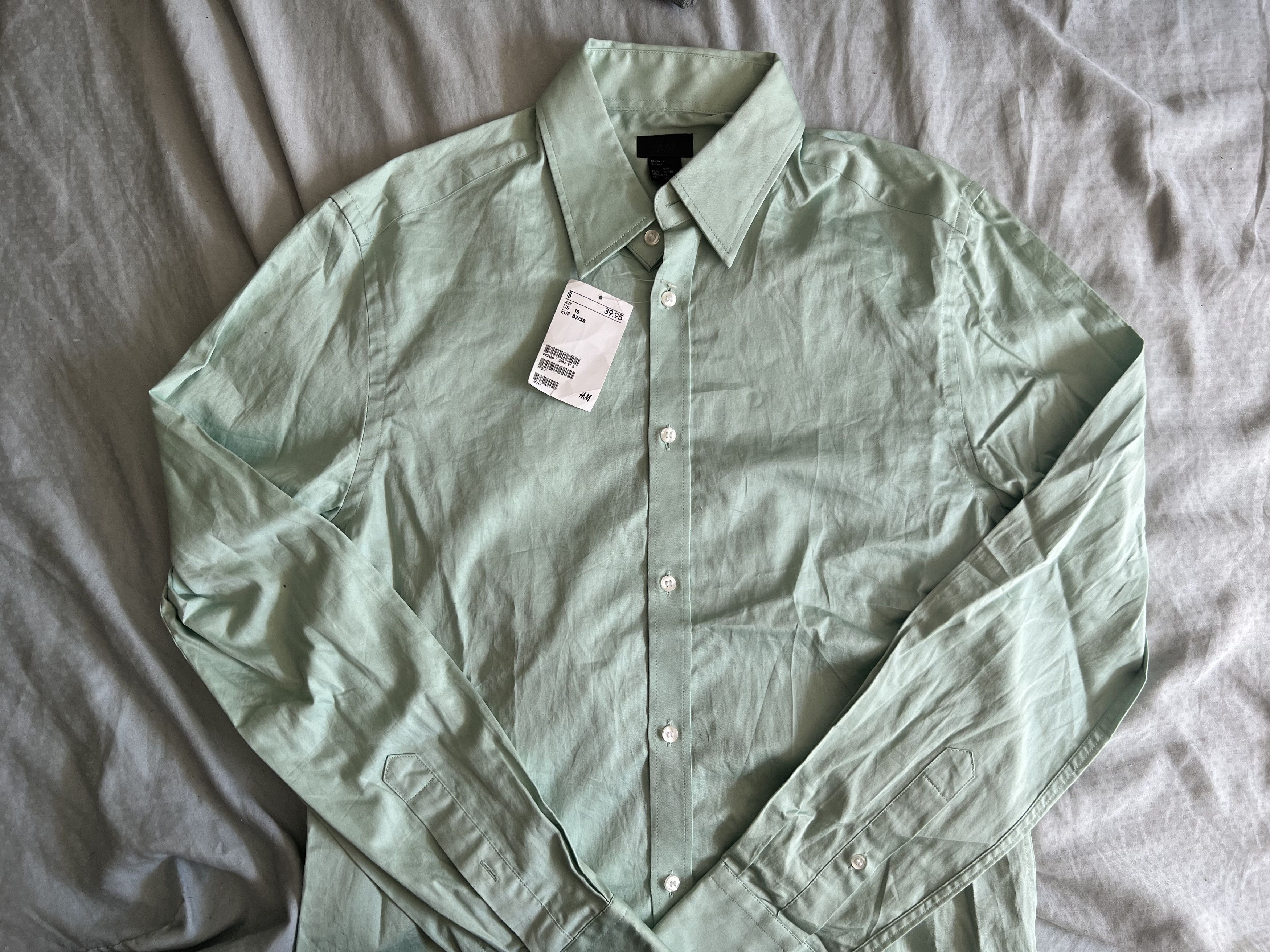 H&M H&M Button Up Shirt small seafoam green $39.50 Size US S / EU 44-46 / 1 - 1 Thumbnail