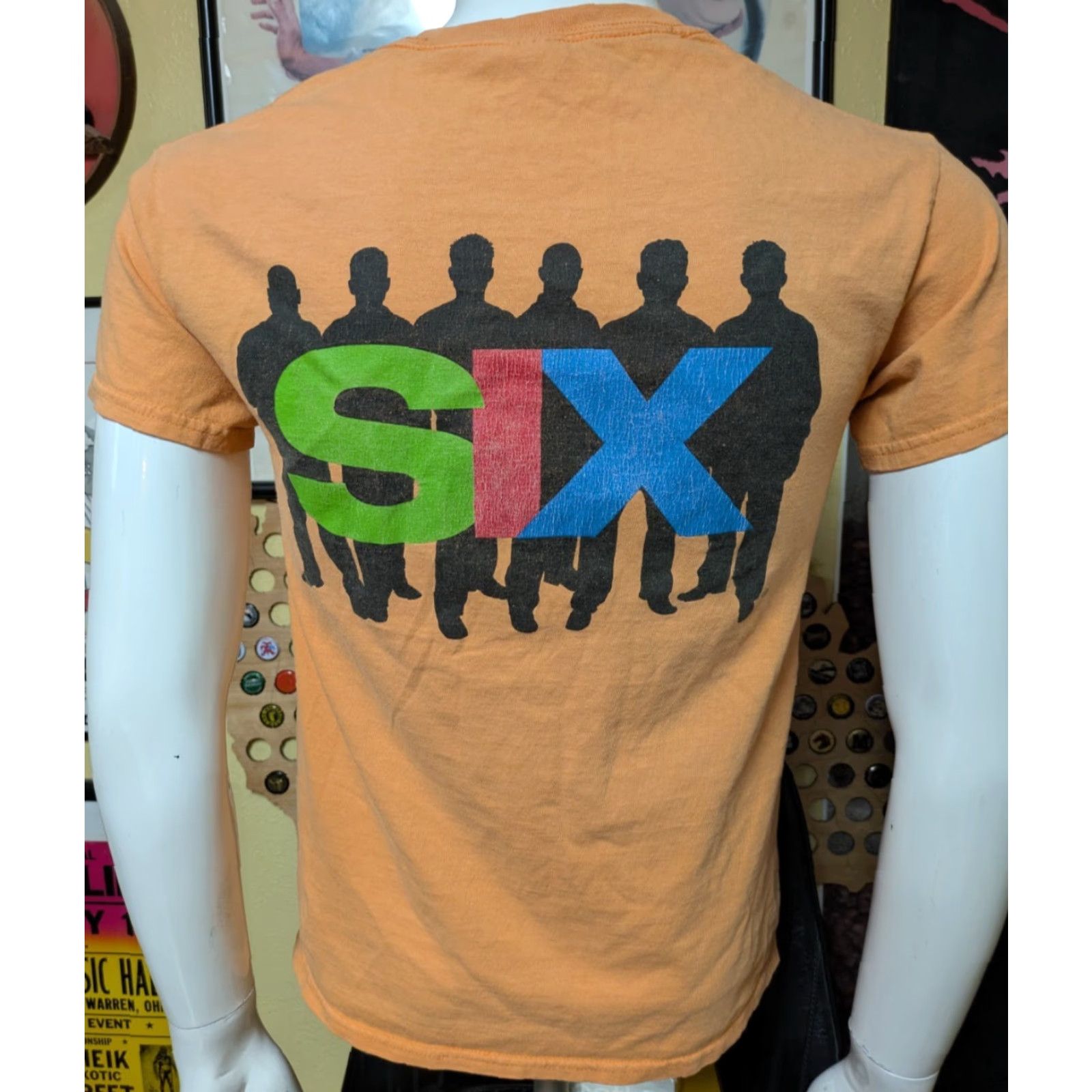 Gildan VTG SIX Acapella Group Branson MO T Shirt Small Mens Gildan 100% Cotton Crew Neck Orange Short Sleeve Band Music Rock Size US S / EU 44-46 / 1 - 3 Thumbnail