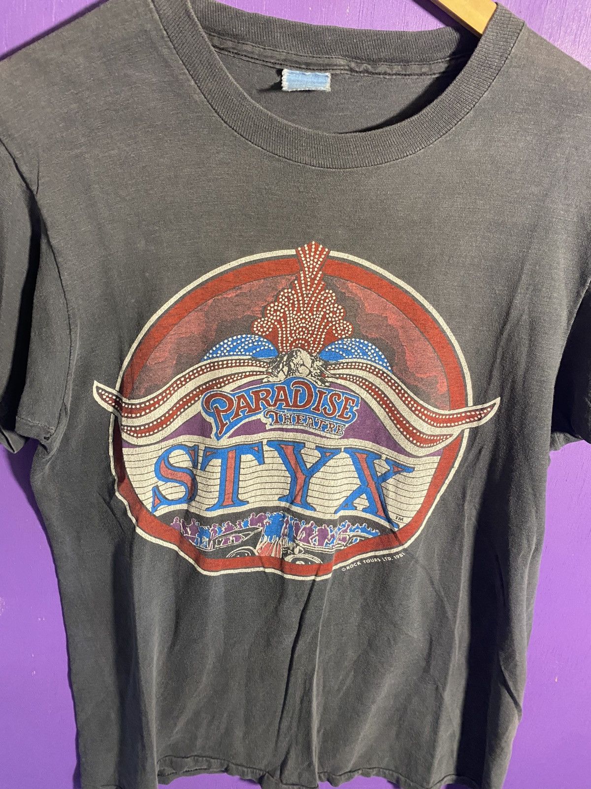 Band Tees × Vintage Vintage 1981 Styx paradise theatre faded concert tee Size US M / EU 48-50 / 2 - 3 Thumbnail