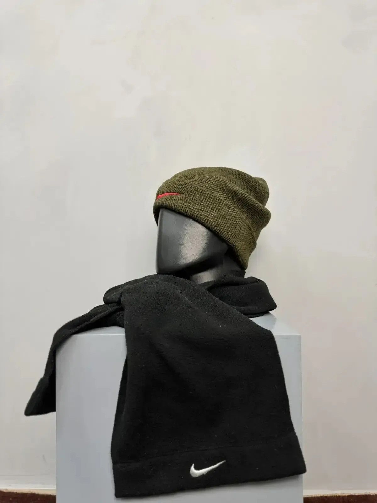 Japanese Brand × Nike Vintage Rare nike Knitted REVERSIBLE HAT/SCARF Y2K Size ONE SIZE - 5 Thumbnail