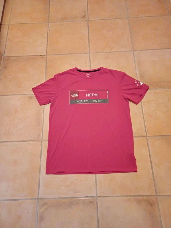 The North Face The North Face men's T-shirt Size US M / EU 48-50 / 2 - 1 Thumbnail