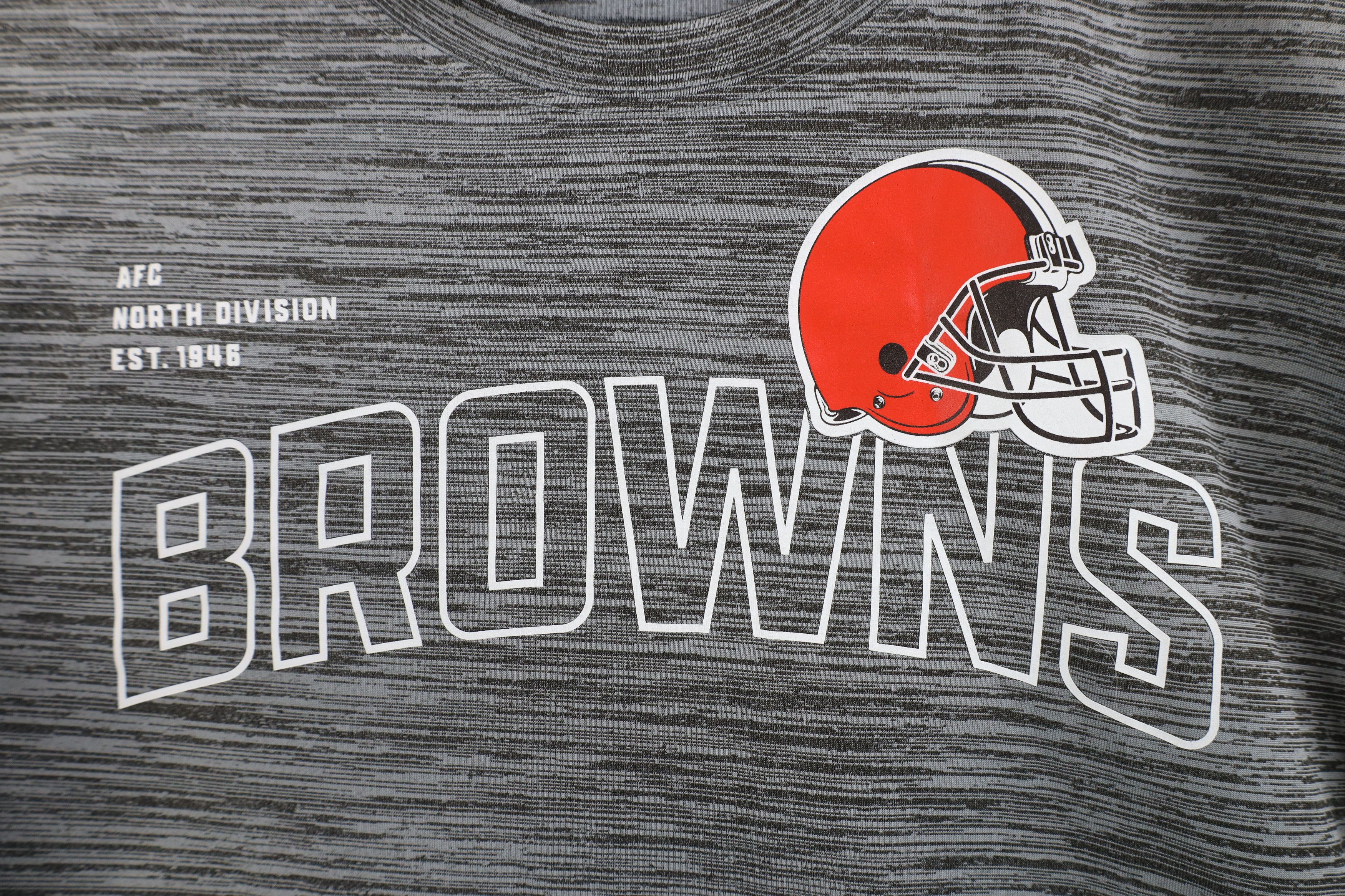 Nike Nike Cleveland Browns Football Short Sleeve T-Shirt Gray Size US XXL / EU 58 / 5 - 5 Thumbnail