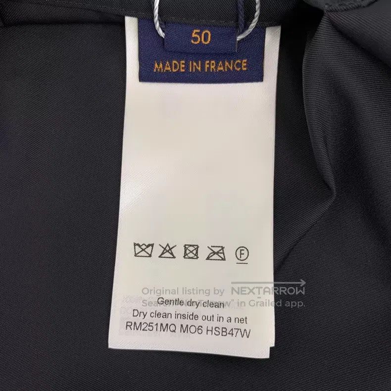 Louis Vuitton Louis Vuitton 25 black logo full print hooded zip long sle Size US M / EU 48-50 / 2 - 8 Thumbnail