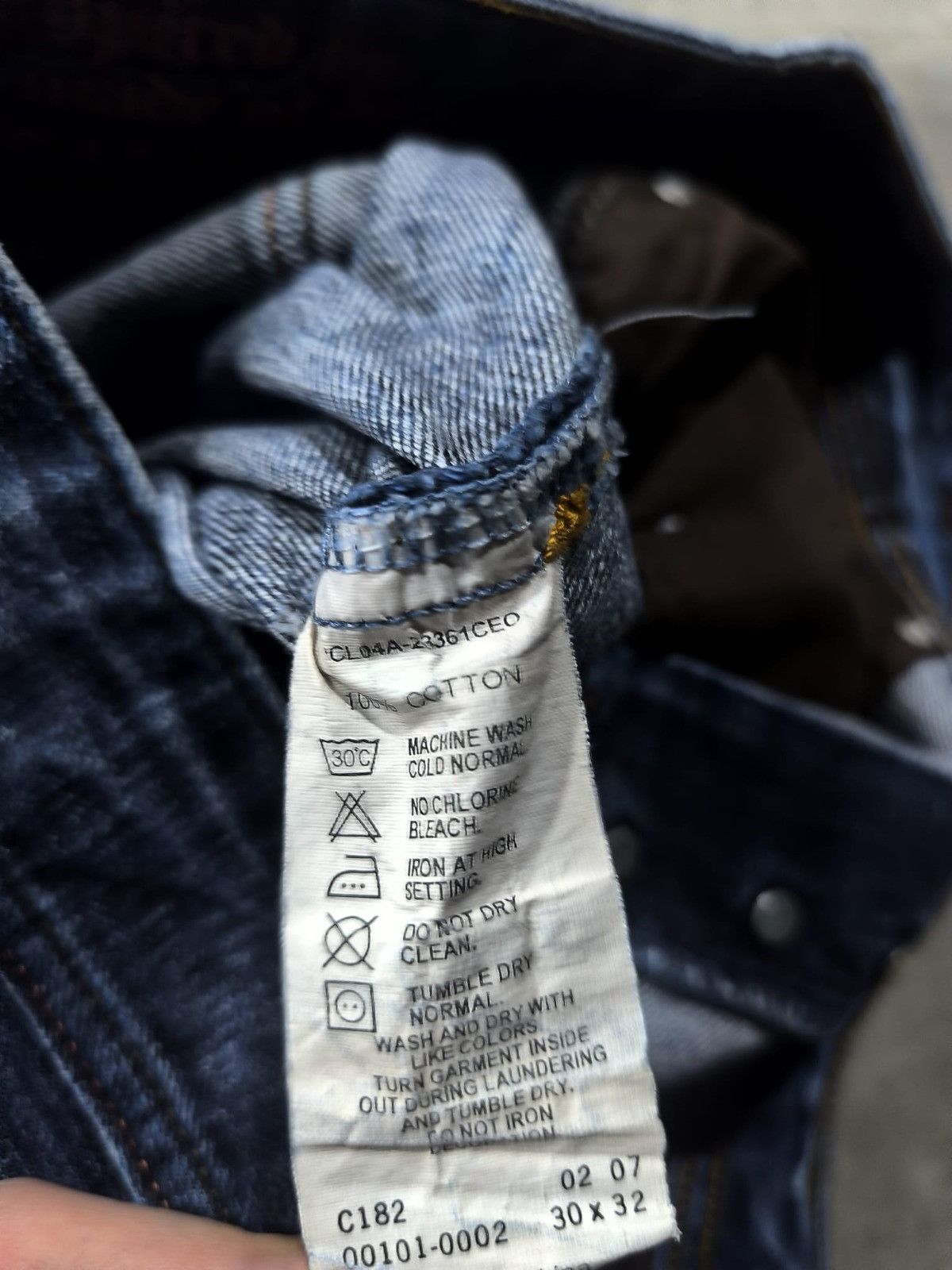 Levi's Rare Levis edition distressed jeans avantgarde grunge 90s Size US 31 - 12 Thumbnail