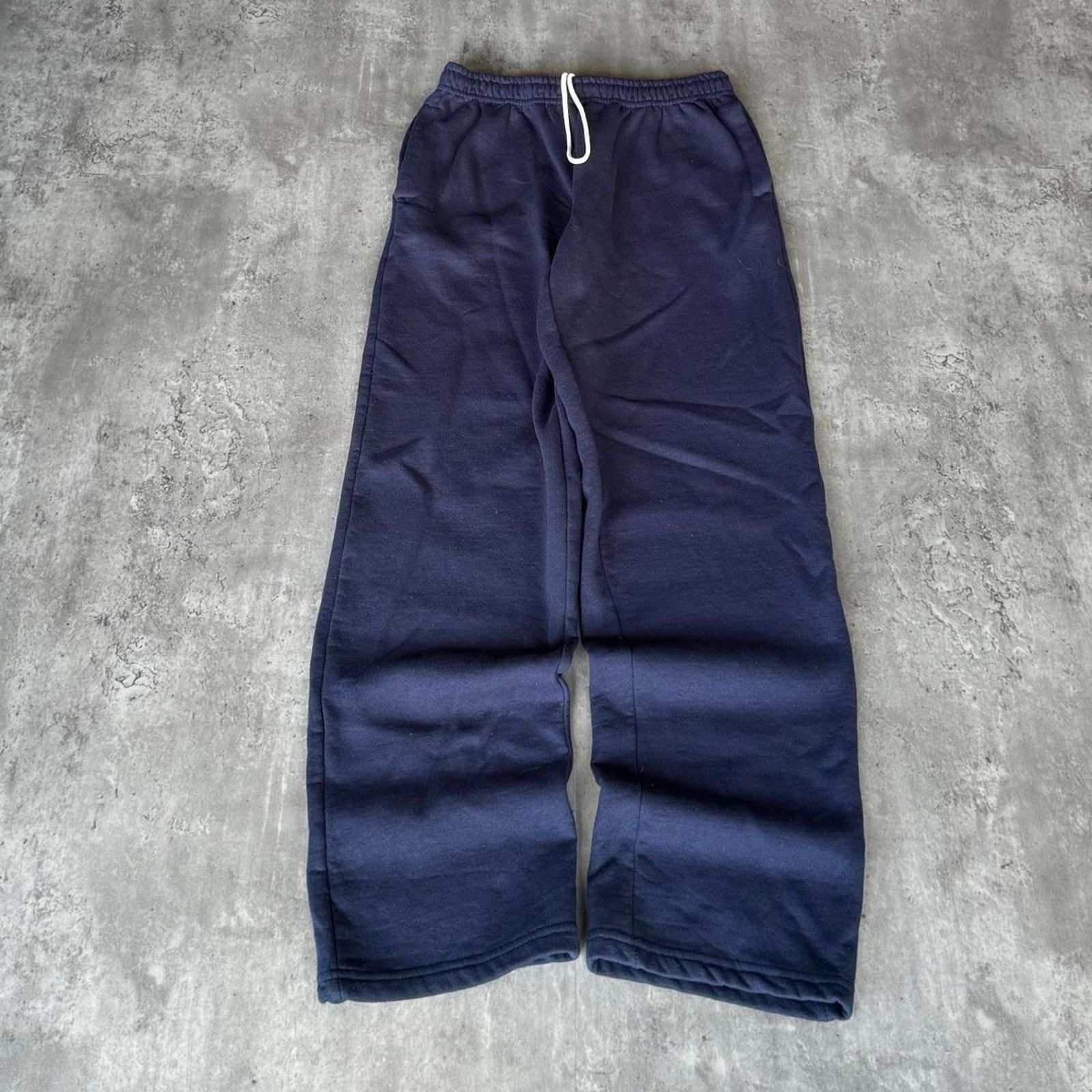 Gildan × Vintage Navy Blue Essential Baggy Comfy Grunge Opium Sweatpants Size US 30 / EU 46 - 1 Thumbnail