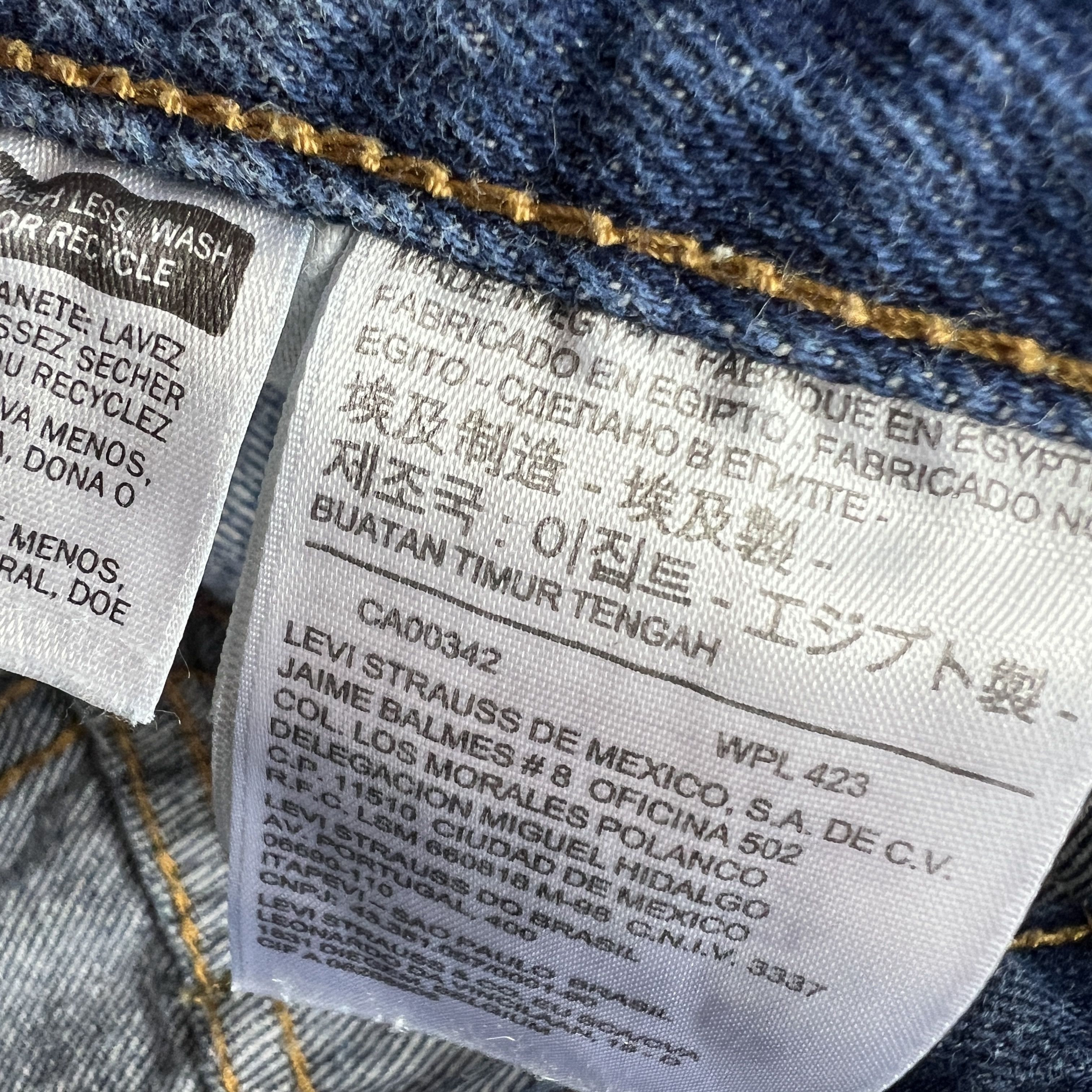 Levi's Levi's Jean Shorts 501 Straight Cut Off Frayed Denim Jorts Size US 30 / EU 46 - 5 Thumbnail