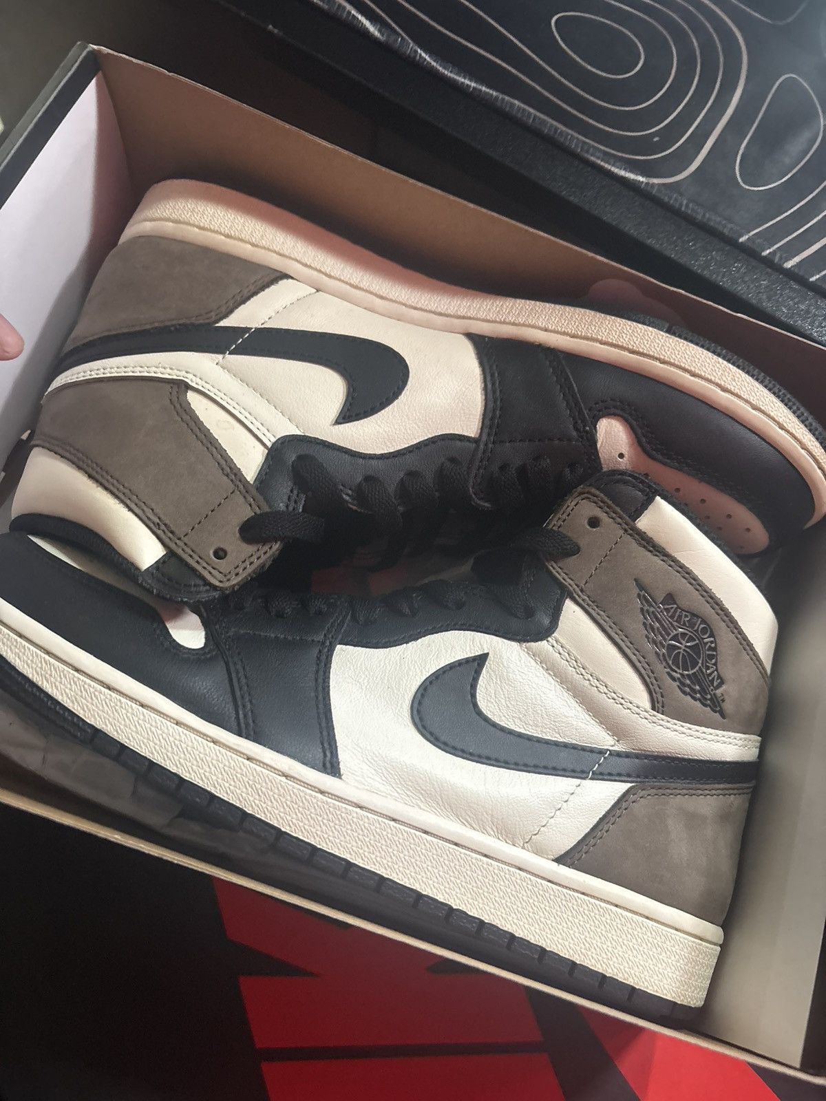 Jordan Brand JORDAN 1 MOCHAS Size US 9 / EU 42 - 8 Thumbnail