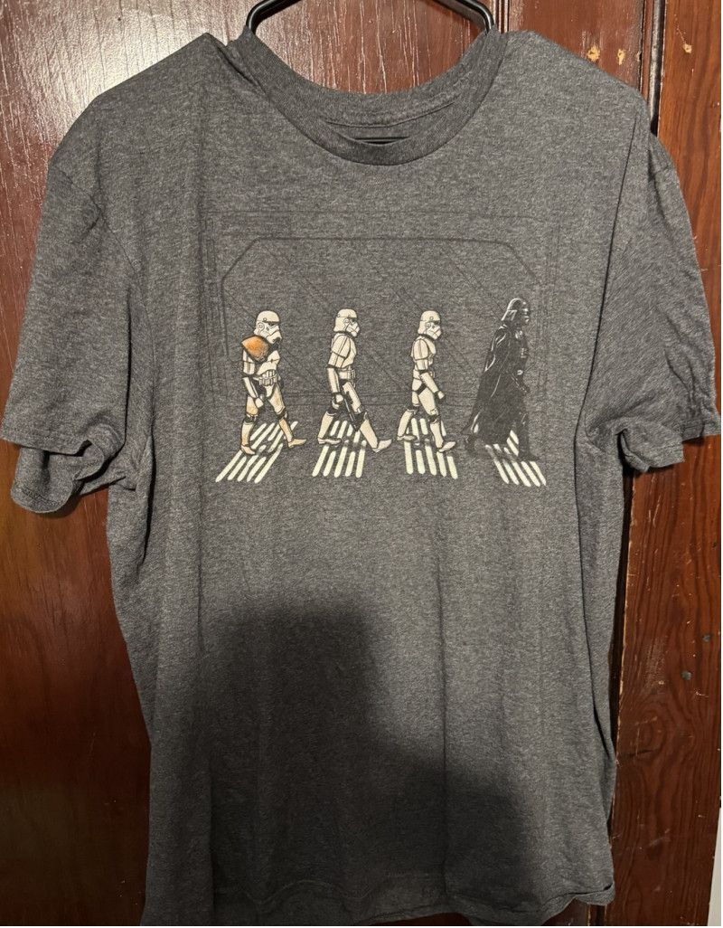 Star Wars Star Wars Darth Vader Abbey Road T-Shirt Men's Size XL Gray Size US XL / EU 56 / 4 - 1 Thumbnail