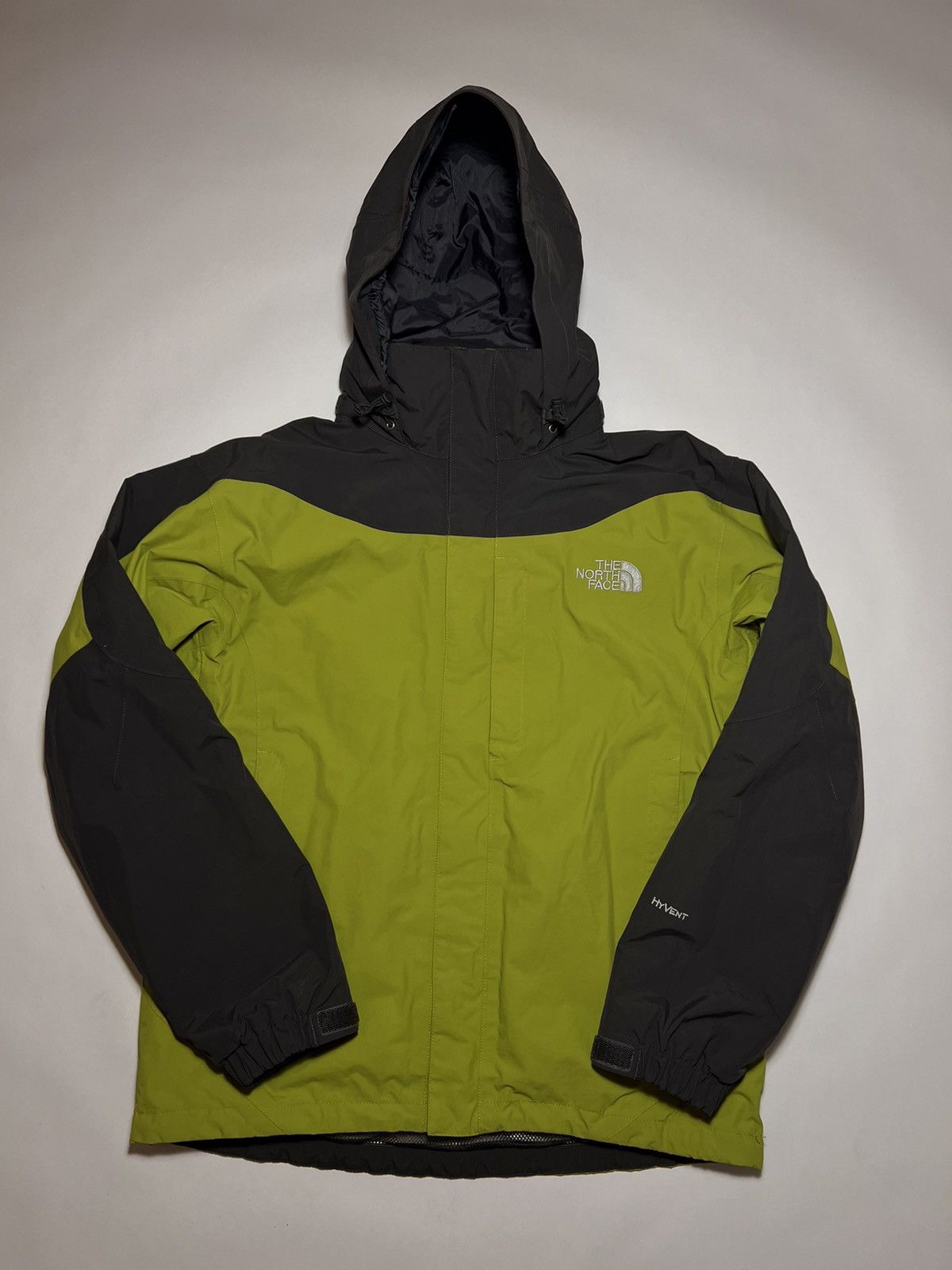 image of Outdoor Life x The North Face Vintage The North Face Y2K Hyvent Waterproof Jacket in Green (Size Sm