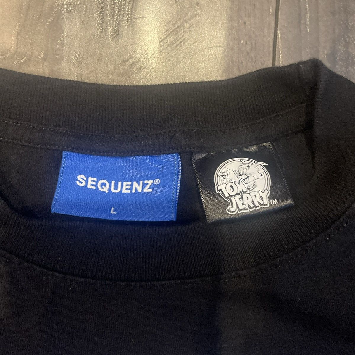 Other Sequenz Tom and Jerry “The Crazy House” t-shirt size Large. Size US L / EU 52-54 / 3 - 6 Thumbnail