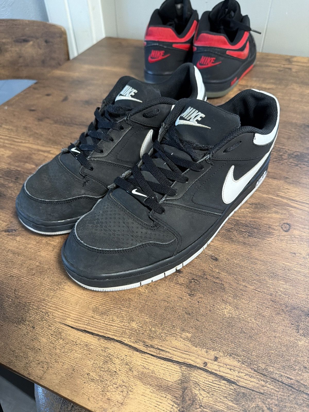 Nike 2 Pairs Of Vintage Nike Prestige Size US 10.5 / EU 43-44 - 11 Thumbnail