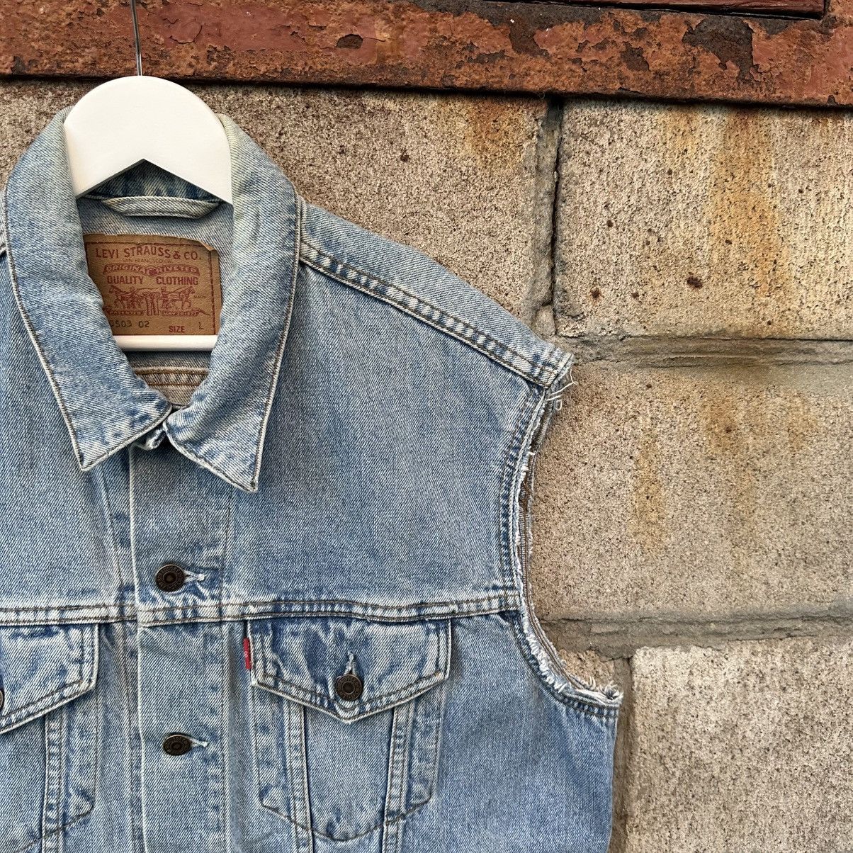 Levi's Vintage Clothing Vintage Levi’s 70503 Denim Vest Crazy Western 00s USA Size L Size US L / EU 52-54 / 3 - 5 Thumbnail