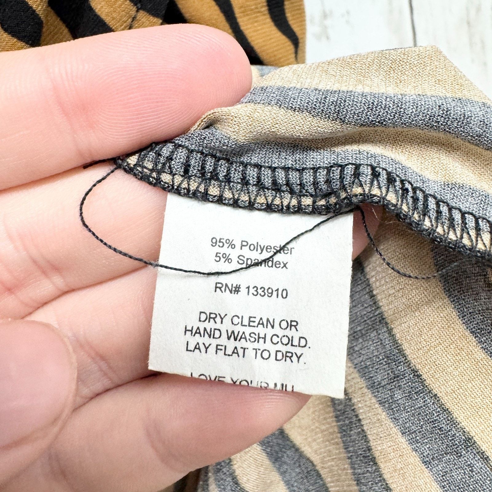 Show Me Your MuMu Show Me Your Mumu Skirt Medium Why Knot Taupe Tiger Mini Size 29" - 6 Thumbnail