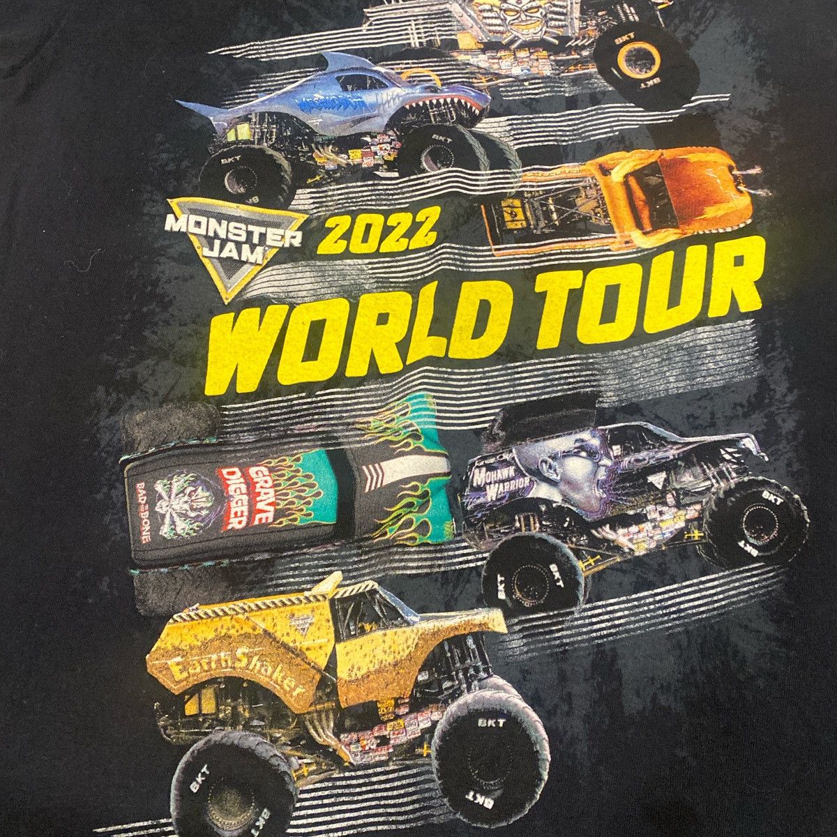 Gildan 2022 monster jam wold tour tshirt black and yellow Size US M / EU 48-50 / 2 - 2 Thumbnail