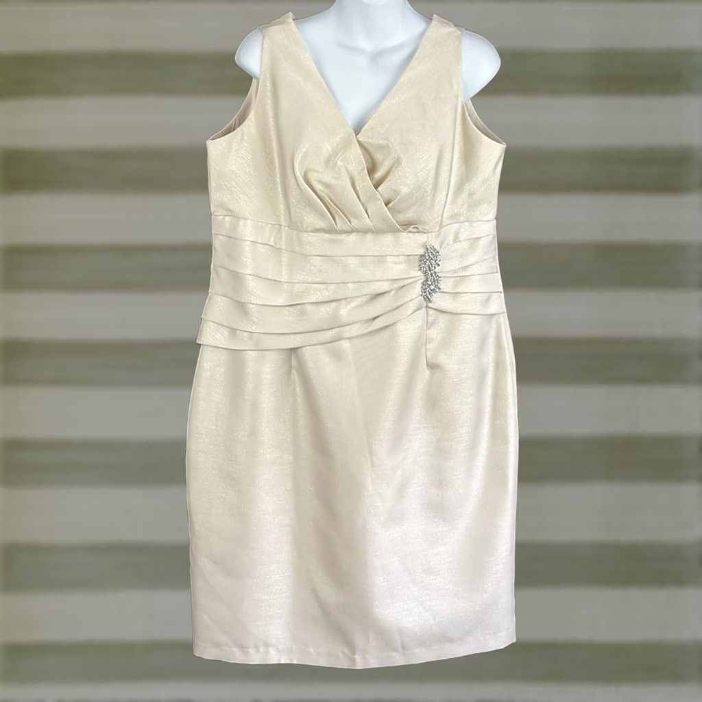 Vintage Cachet Sleeveless Sheath Dress 18 Beige Glitter Pleated V-neck Rhinestones Formal Party/Cocktail Wedding Women XS-XL? 18? Size XXL / US 16-18 / IT 52-54 - 1 Thumbnail