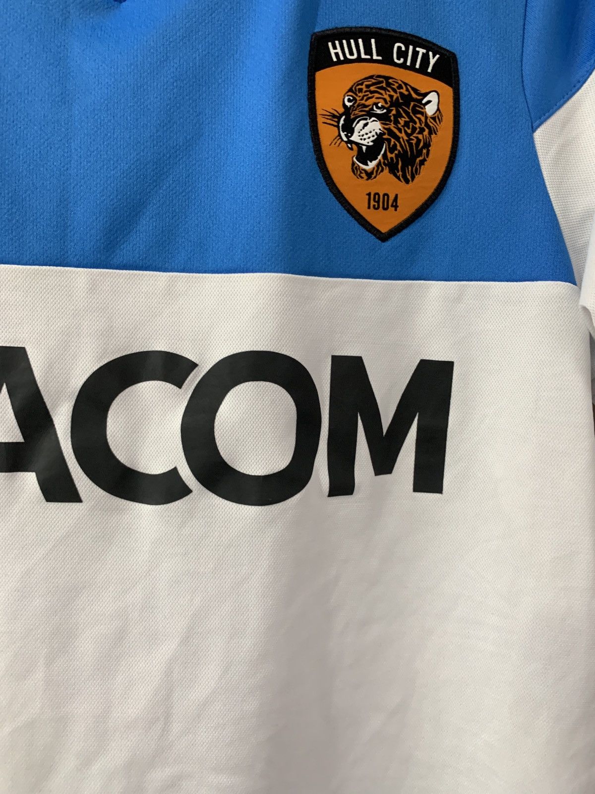 Umbro Hull City Home Football Shirt Umbro Soccer Jersey Size S Size US S / EU 44-46 / 1 - 6 Thumbnail