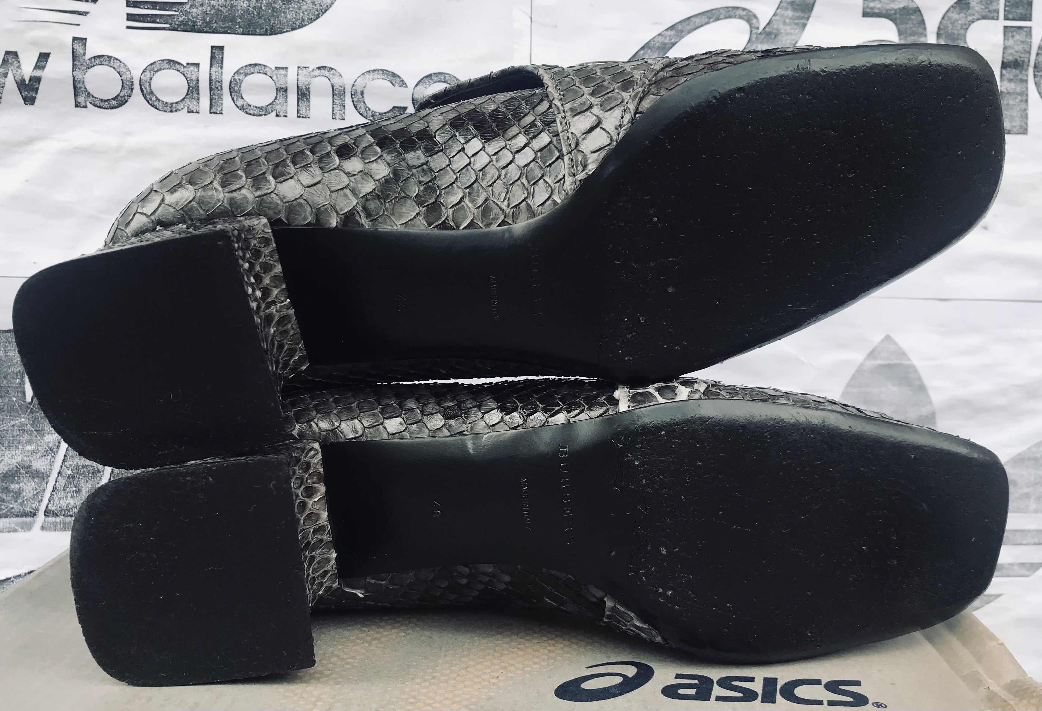 Burberry Burberry Loafers Small Block Heel Leather Python Snake Black Size US 9 / IT 39 - 9 Thumbnail