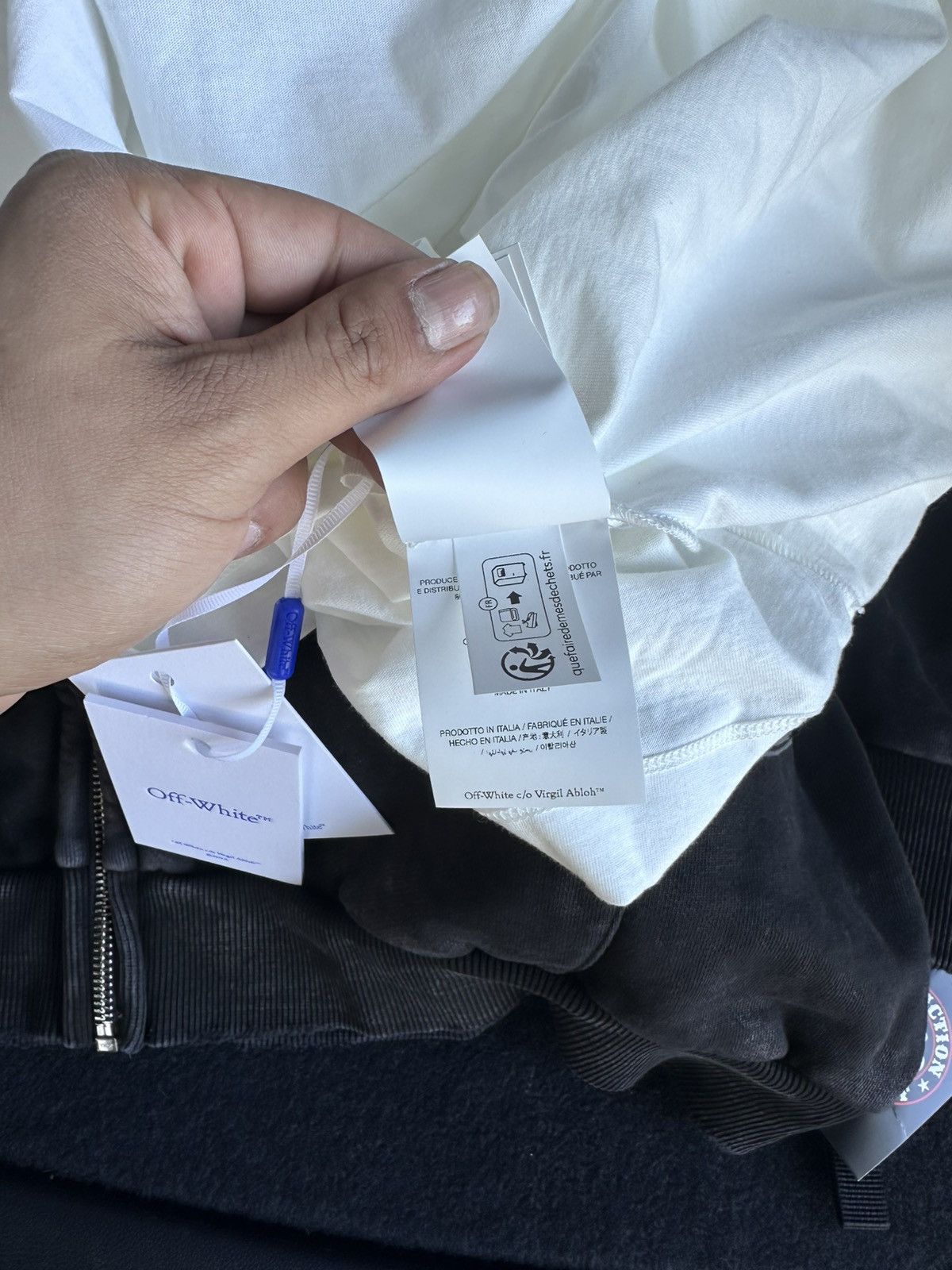Off-White 2025 OFF-WHITE COMPLEXCON LAS VEGAS EXCLUSIVE MERCH T SHIRT Size US XL / EU 56 / 4 - 4 Thumbnail