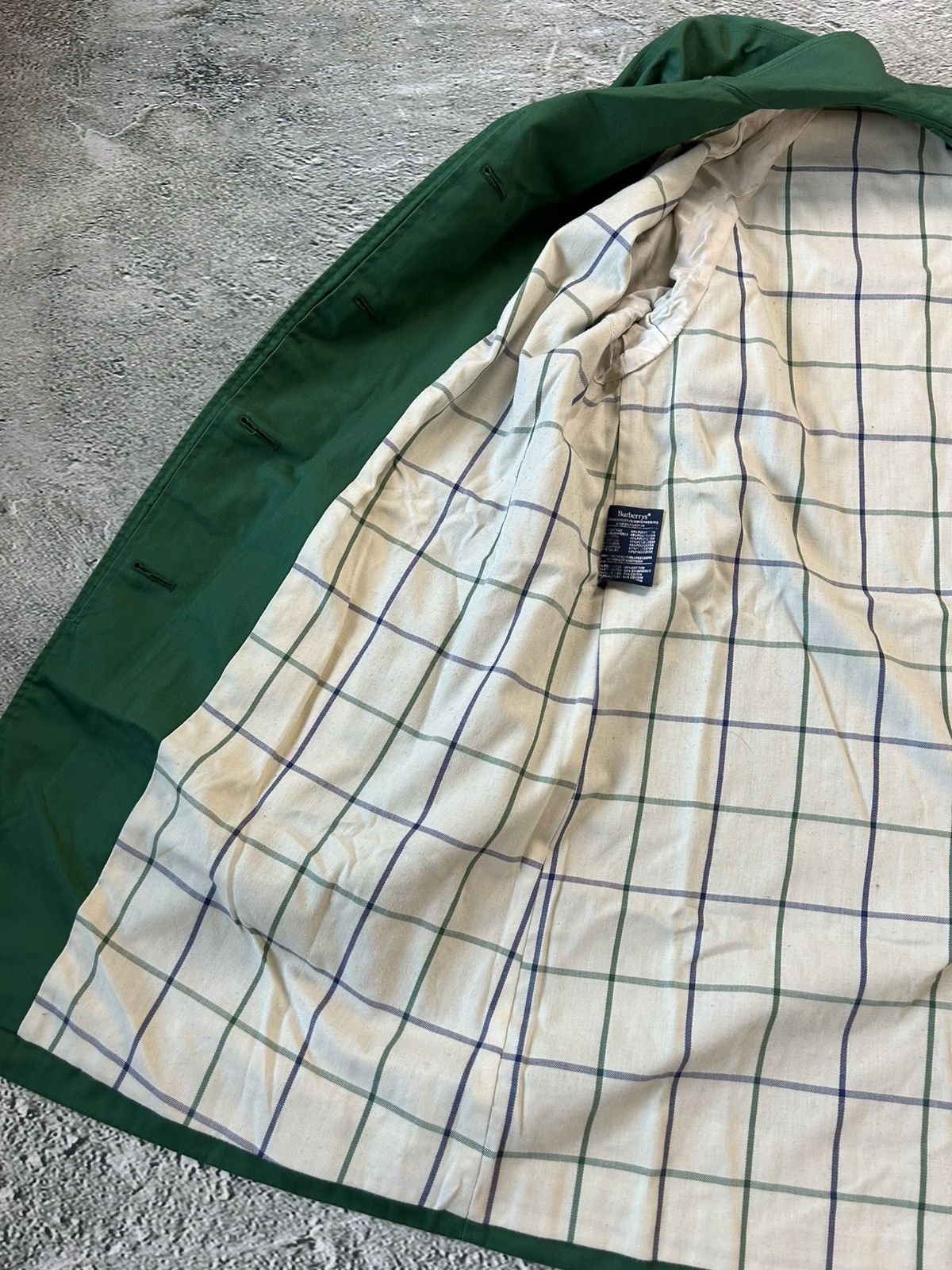 Burberry Burberrys coat trench green vintage Size US XL / EU 56 / 4 - 5 Thumbnail