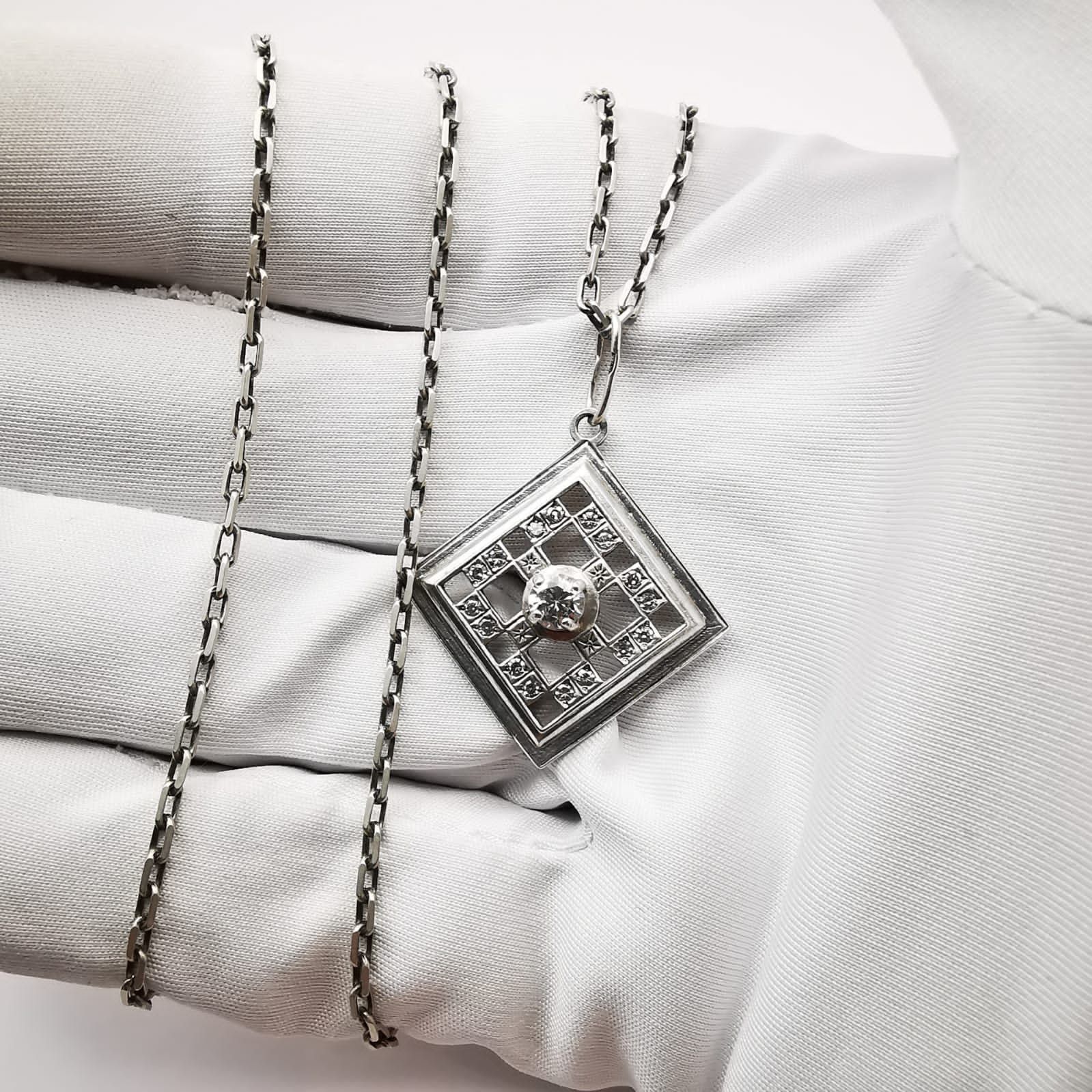 Vintage Vintage Stylish Women's Pendant ,Chain,925 Sterling Silver Size ONE SIZE - 1 Thumbnail