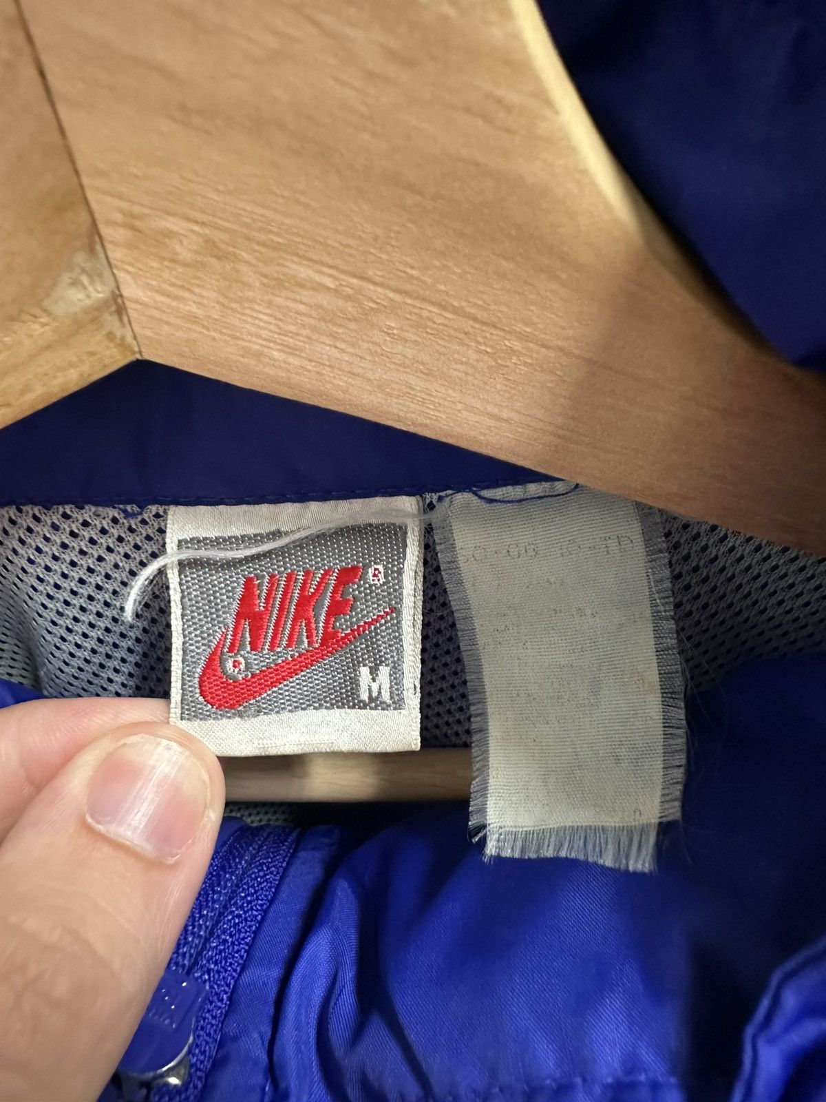 Nike × Vintage Vintage Nike Logo Zip-up Light Jacket Medium Size US M / EU 48-50 / 2 - 3 Thumbnail