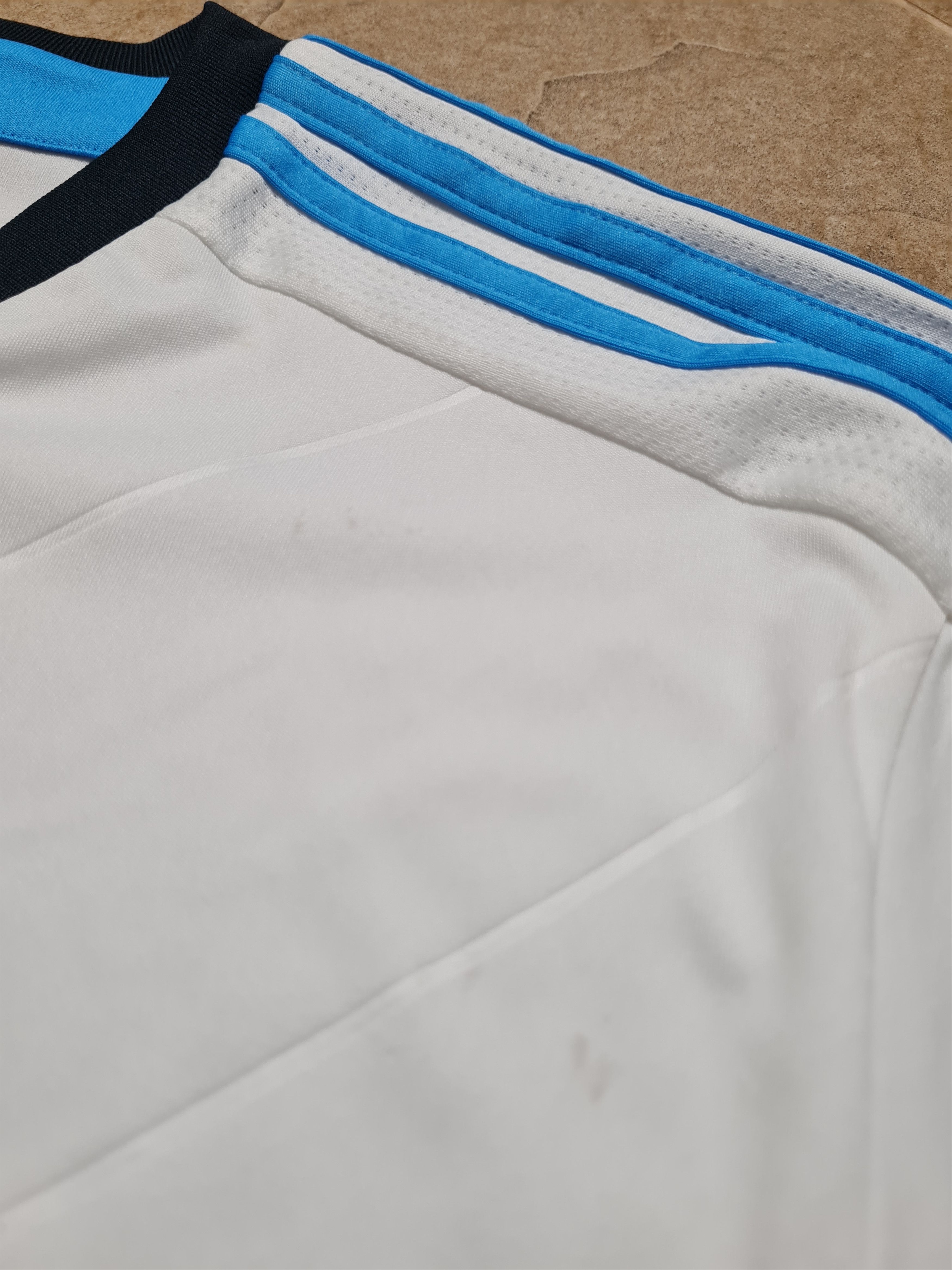 Adidas Vintage Liverpool Football Shirt Soccer Adidas 2011/012 Size US L / EU 52-54 / 3 - 8 Thumbnail